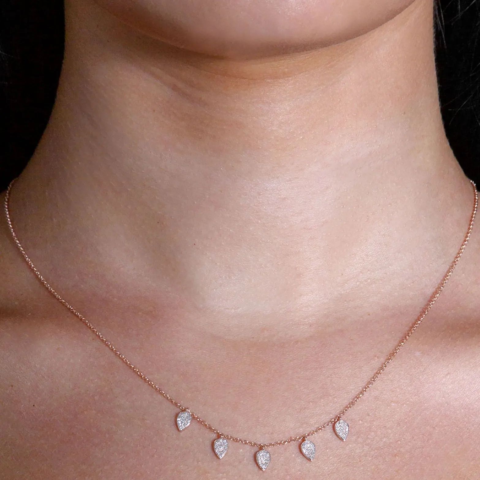 0.20 ctw Pave Diamond Leaves Chain Necklace Pendant