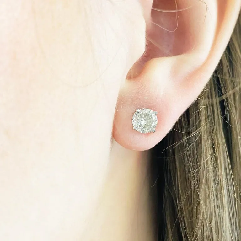 1 Carat Diamond Stud Earrings