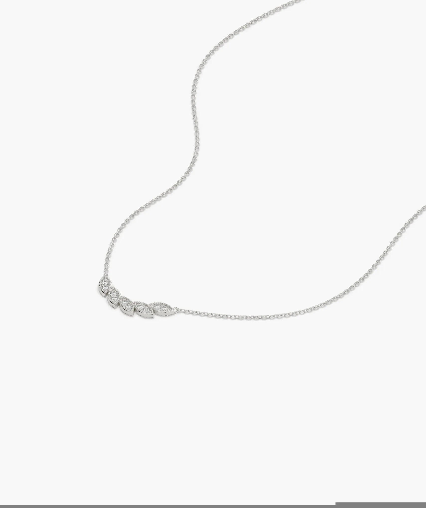 14K Gold Trendy Floral Necklace