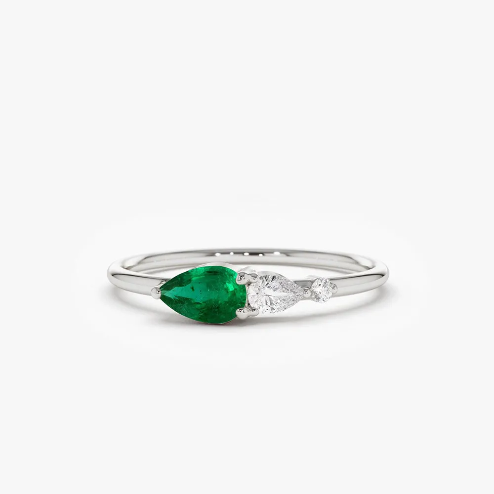 14k Pear Shape Emerald and Diamond Ring