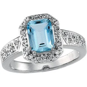 14k White Gold Aquamarine & Diamond Halo-Style Ring, Size 7