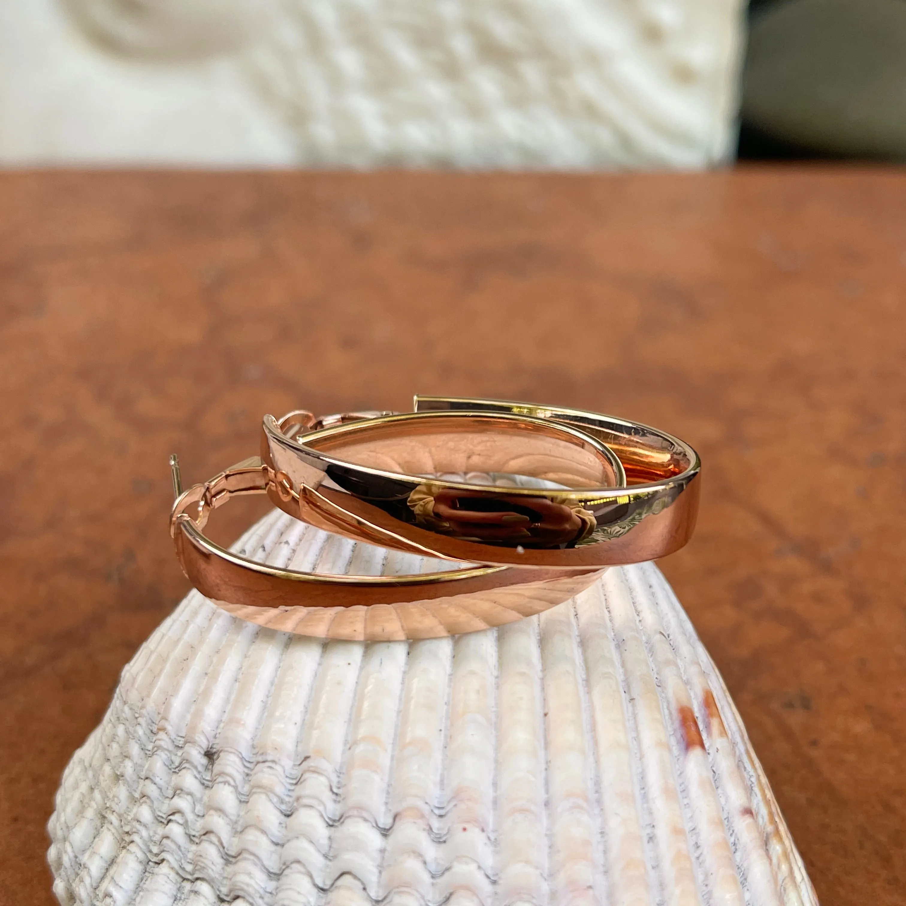 14KT Rose Gold 7mm Wide Oval Omega Hoop Earrings 39mm