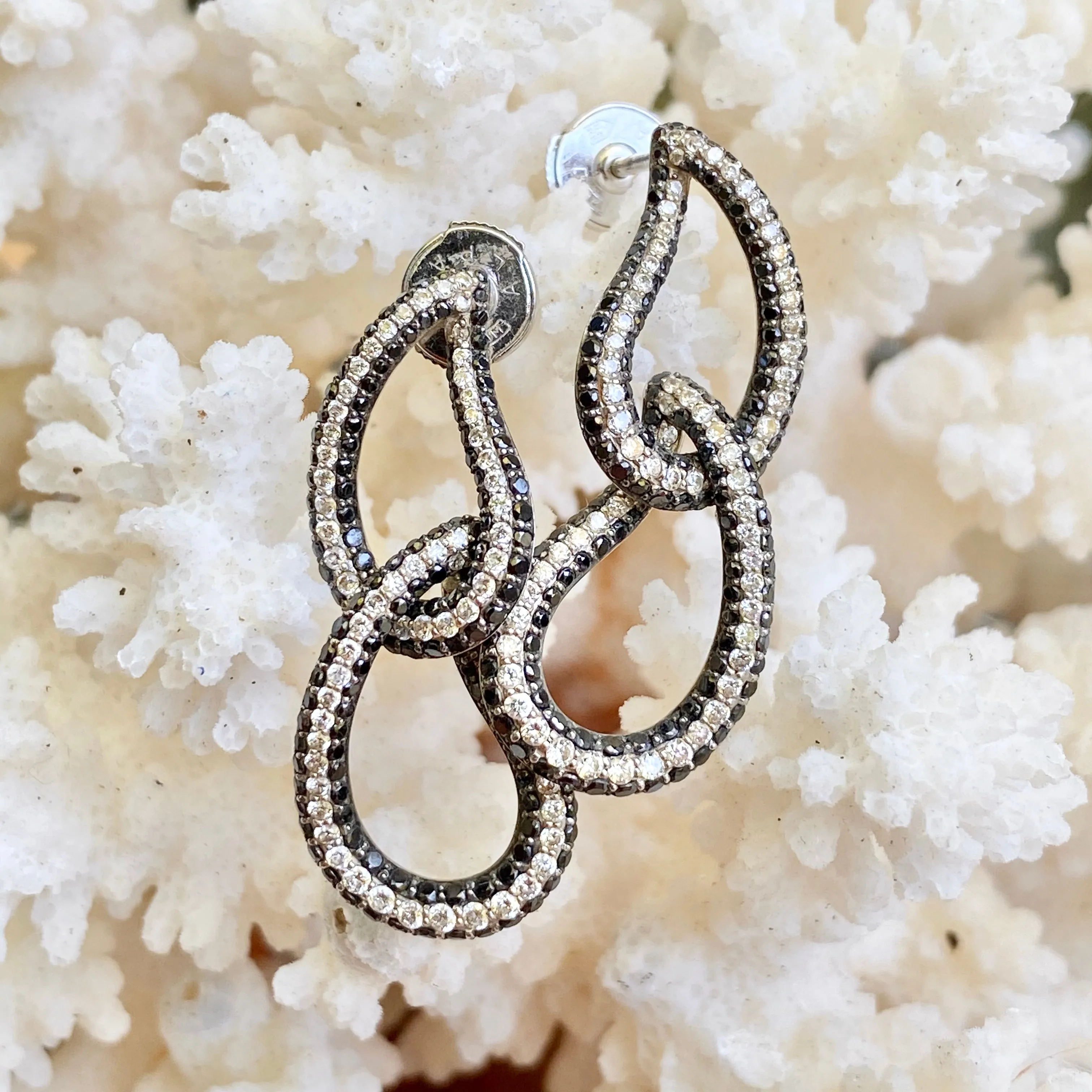 14KT White Gold Pave Black   White Diamonds Teardrop Earrings