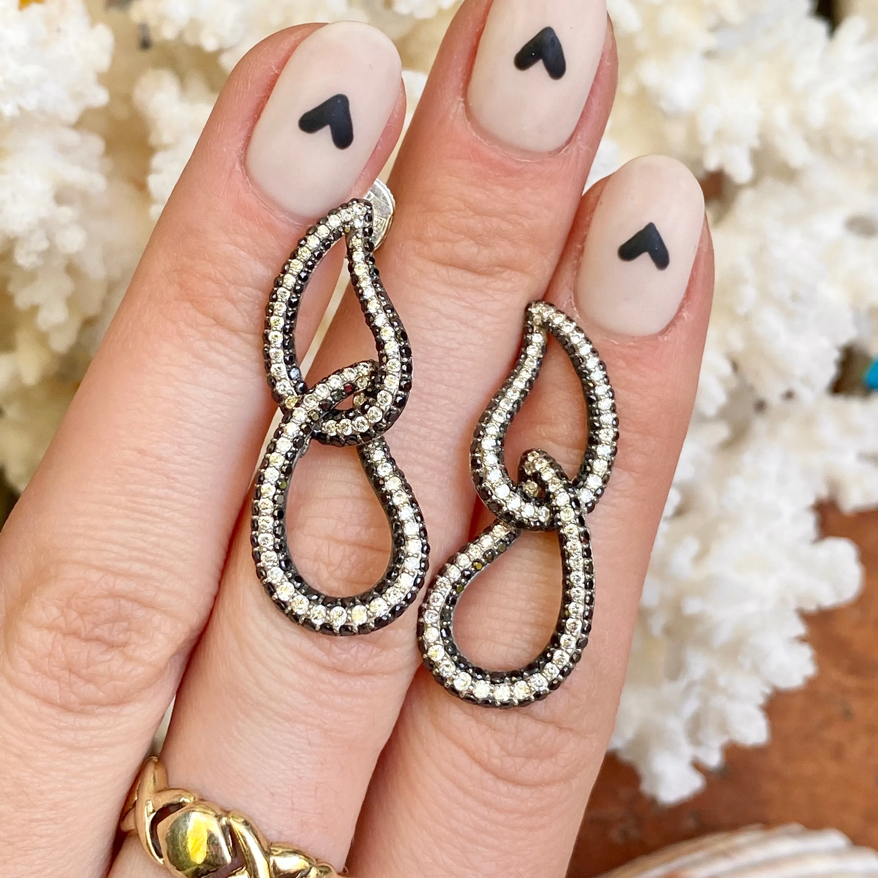 14KT White Gold Pave Black   White Diamonds Teardrop Earrings