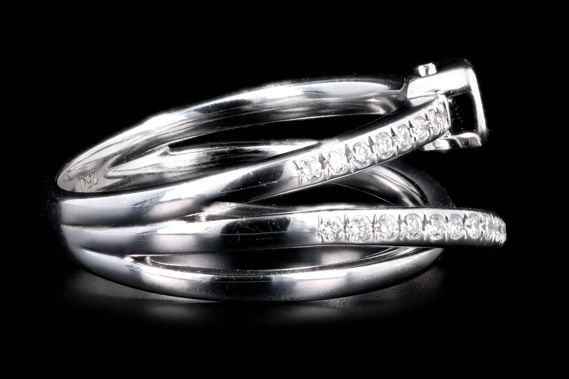 18K White Gold 0.42 Carat Total Weight Diamond Baguette Crisscross Ring