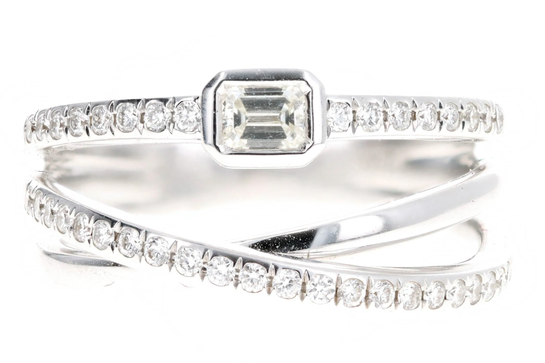 18K White Gold 0.42 Carat Total Weight Diamond Baguette Crisscross Ring