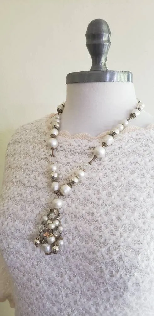 1960s Boho Necklace Cream Opalescent and Platinum Metallic Beads Faux Pearl Single Strand Fringed Bead Pendant / Seana