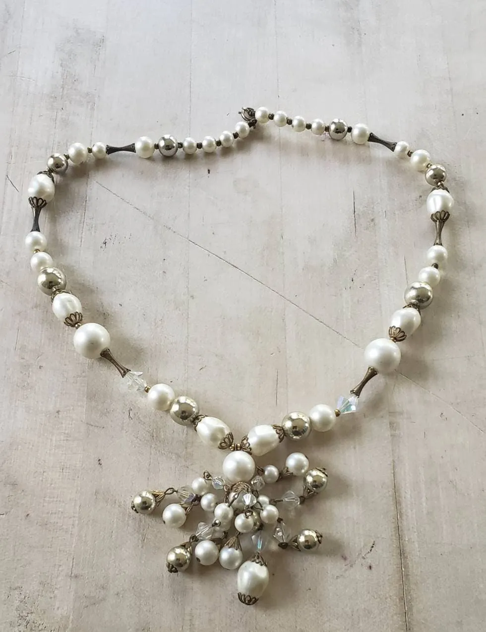 1960s Boho Necklace Cream Opalescent and Platinum Metallic Beads Faux Pearl Single Strand Fringed Bead Pendant / Seana