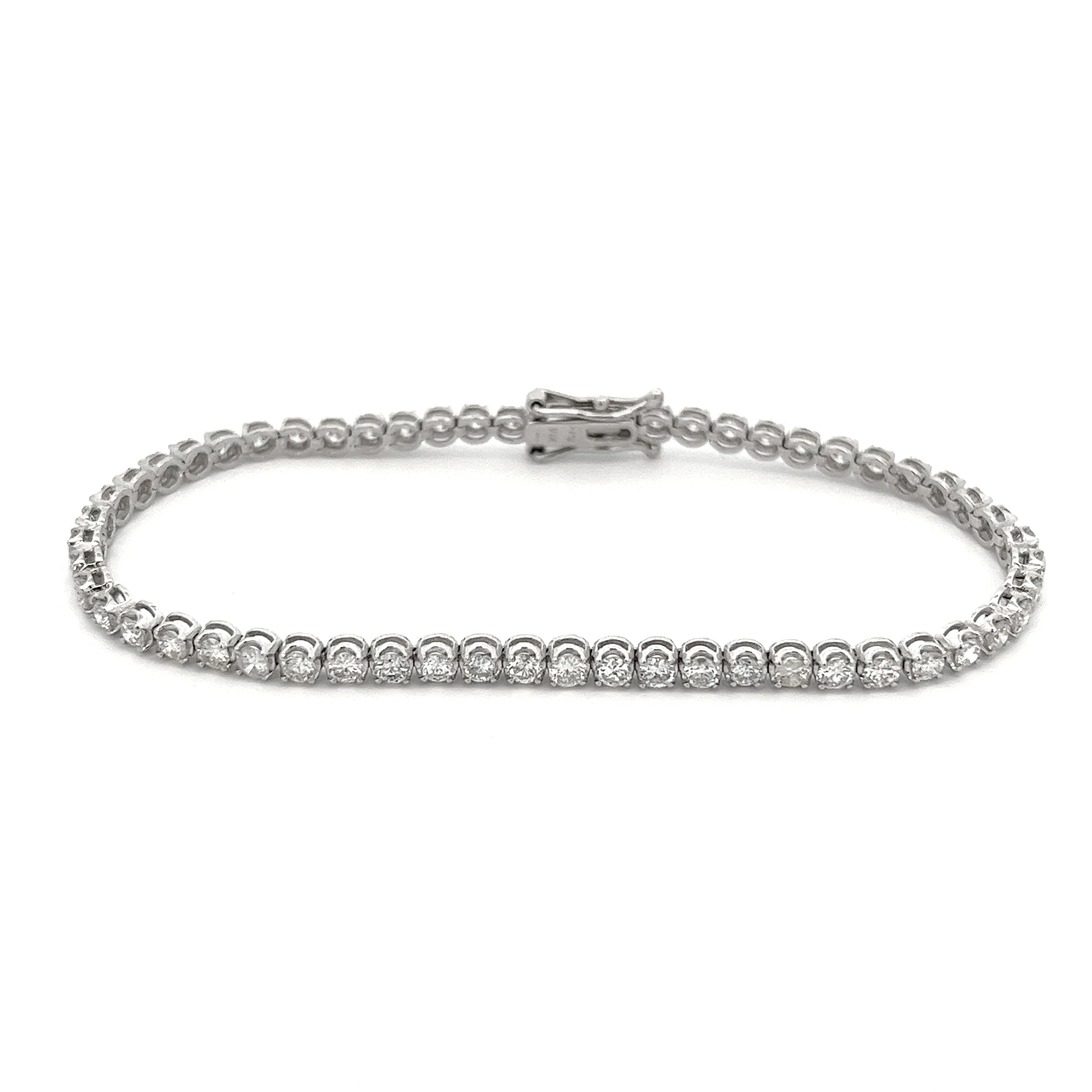 2.80ct 14k White Gold Straight Line Diamond Bracelet