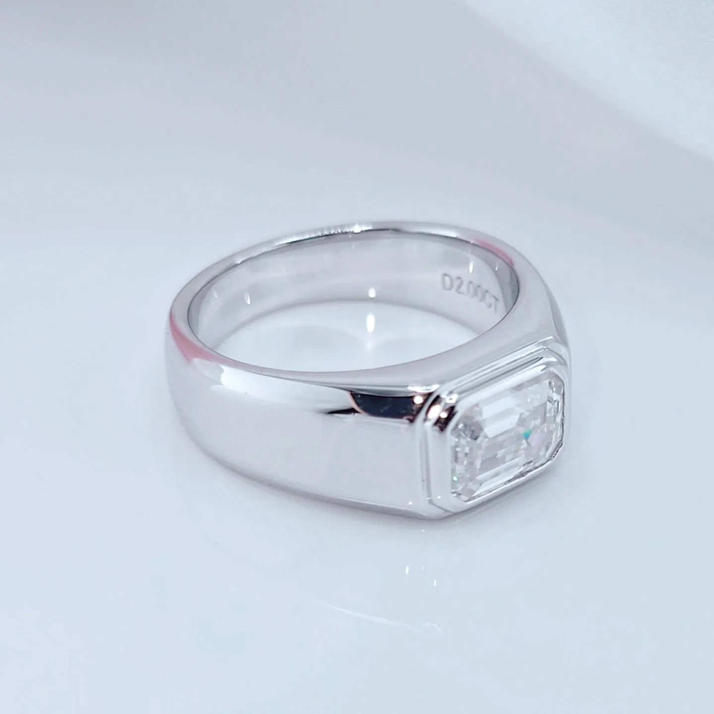 2ct Emerald Cut Diamond Unisex Ring