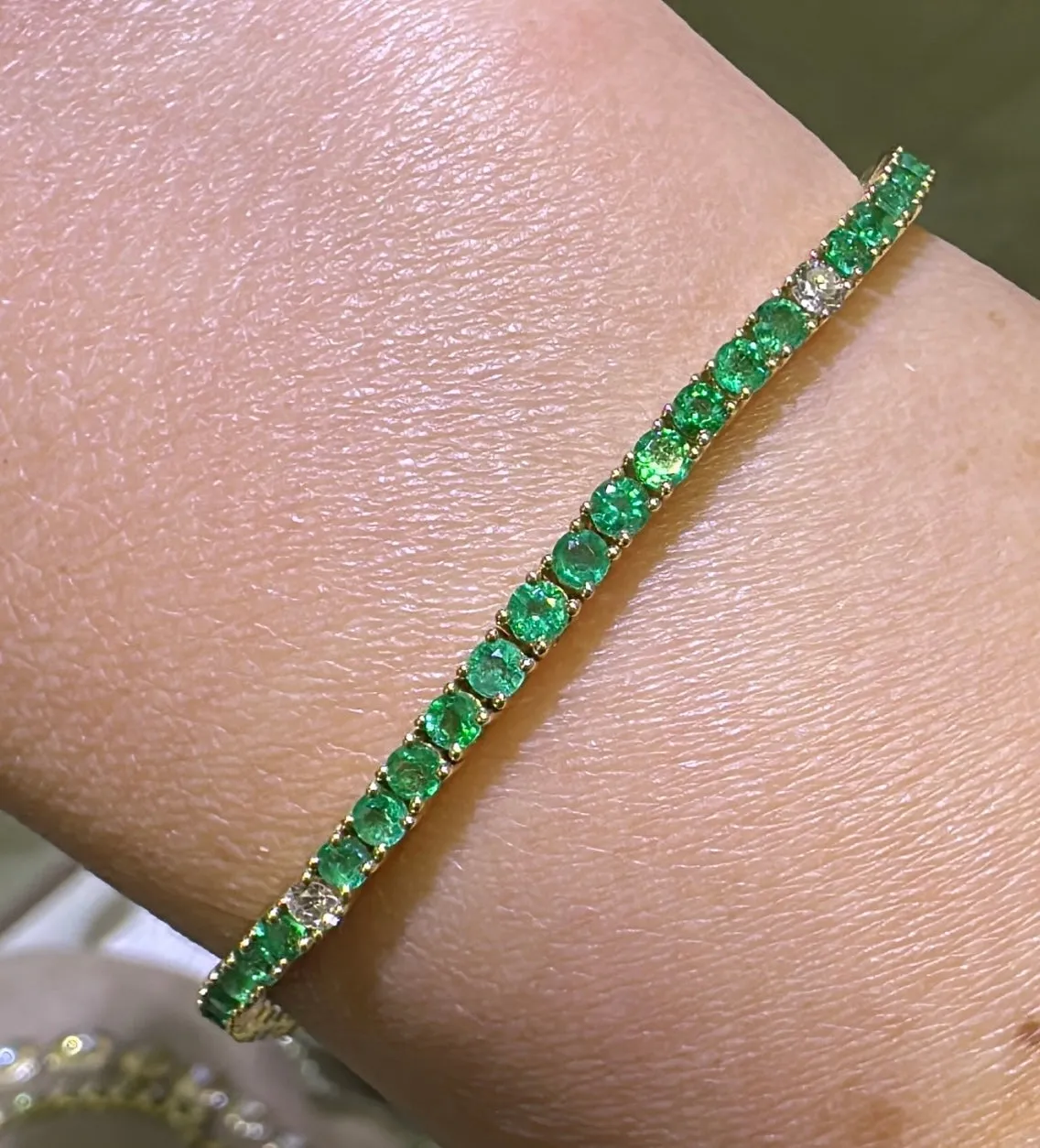 3.24ct tw Emerald Gem Stone & Diamond Tennis Bracelet