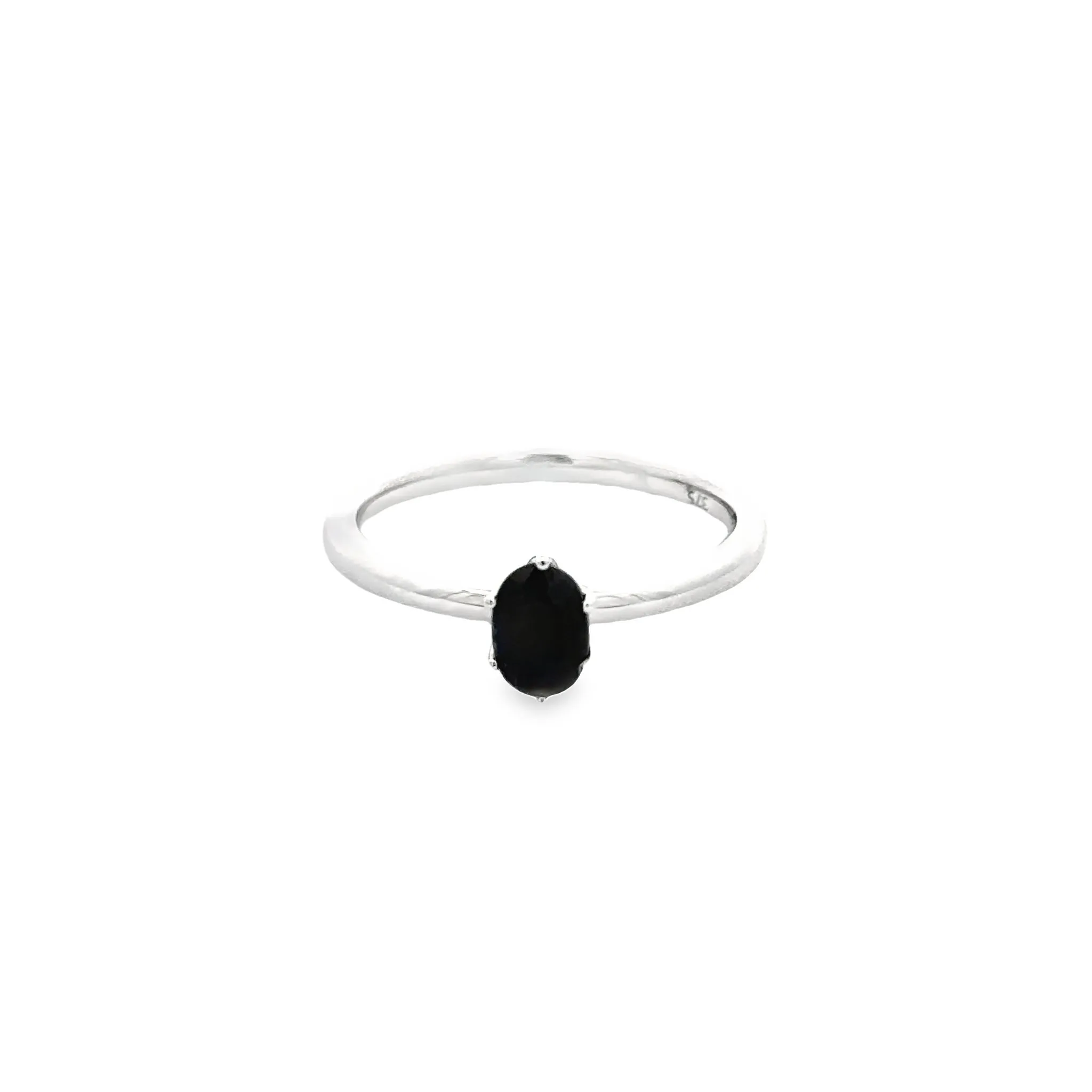 9ct White Gold Solitare Ring with an Oval Australian Blue Sapphire in the Centre