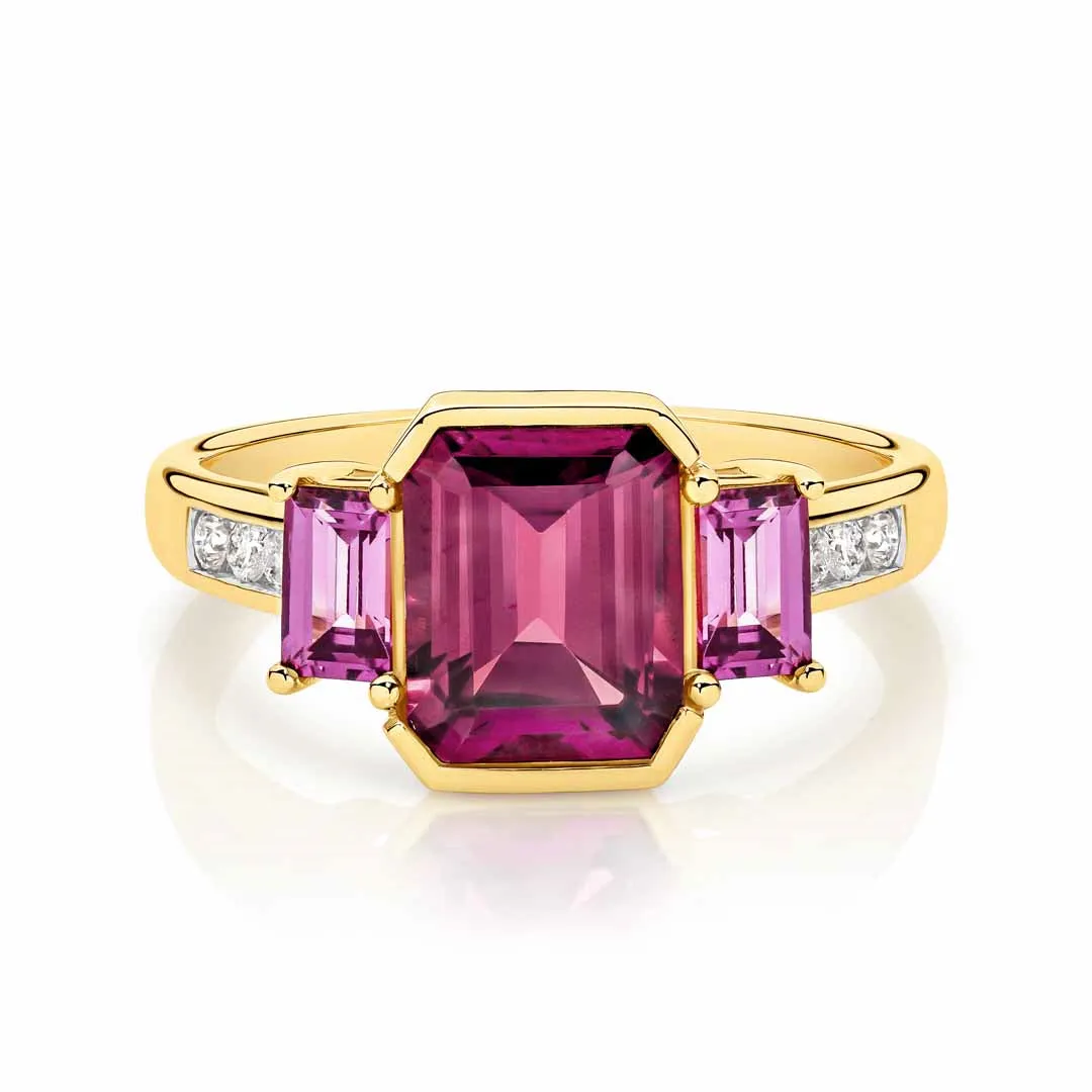 9ct Yellow Gold Garnet,Rhodalite & Diamond Ring