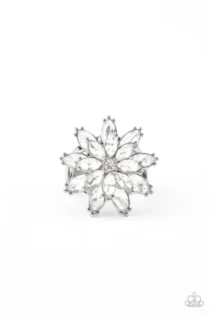 Am I GLEAMing? White Paparazzi Ring