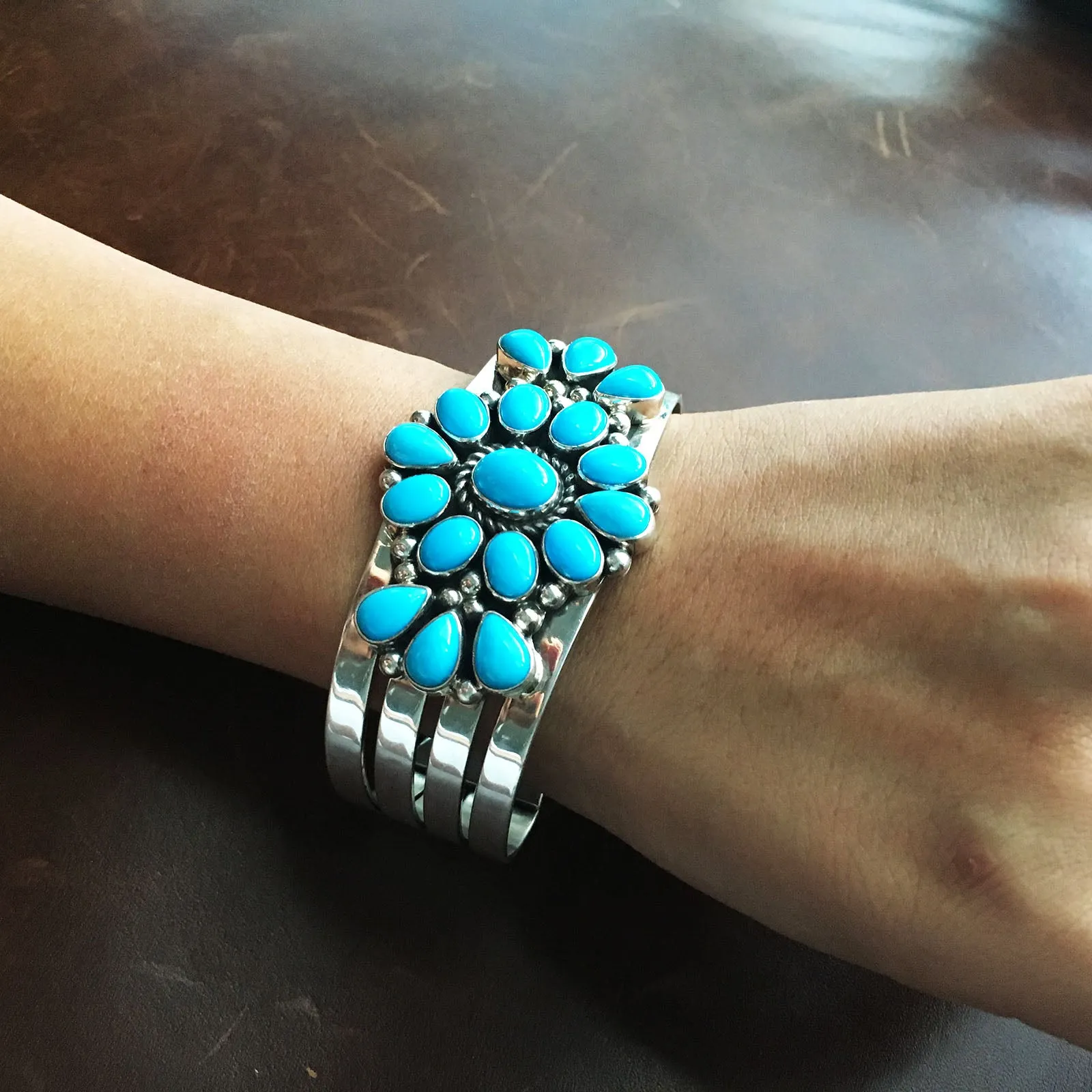 Beautiful Sterling Silver Natural Sleeping Beauty Turquoise Flower Bracelet Cuff