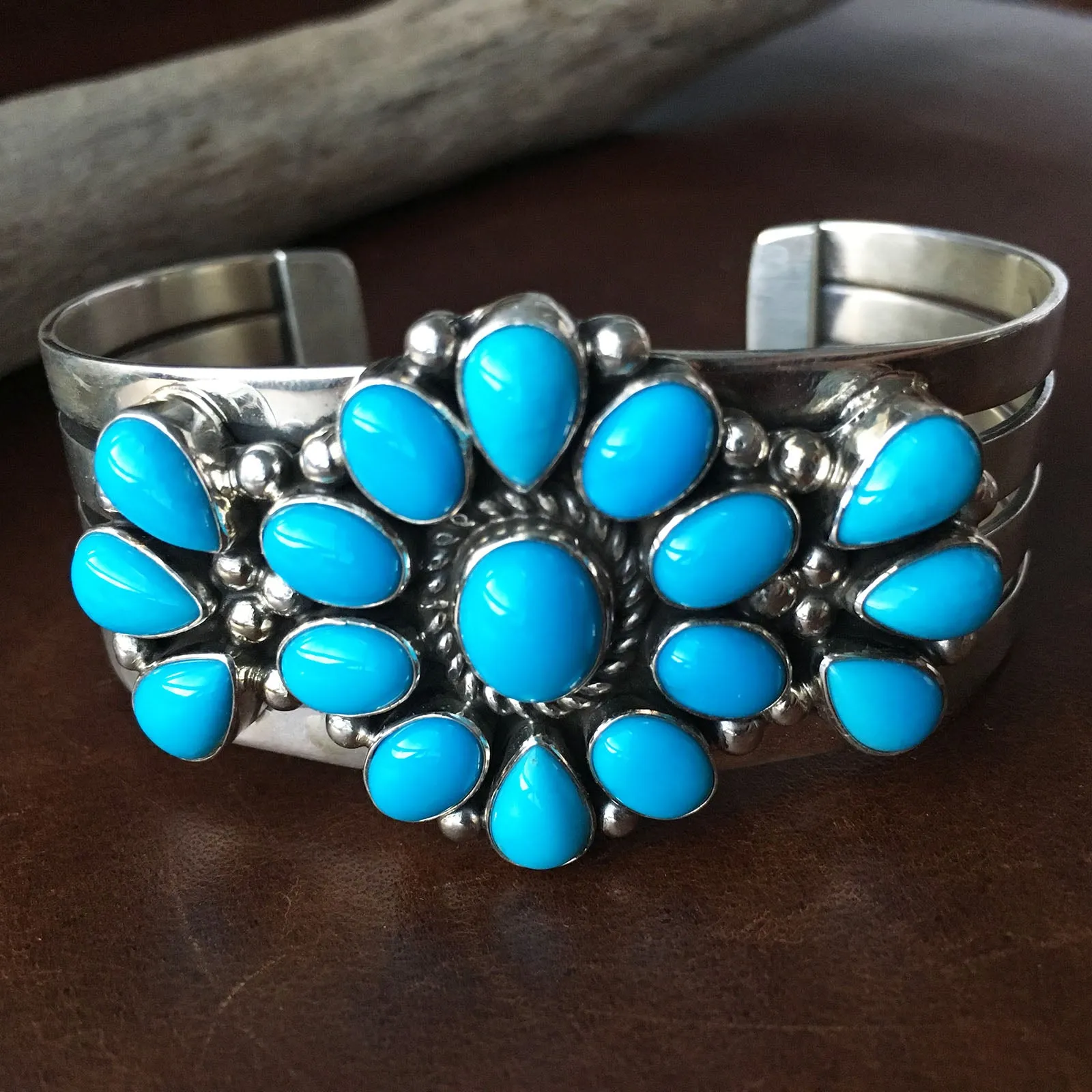 Beautiful Sterling Silver Natural Sleeping Beauty Turquoise Flower Bracelet Cuff