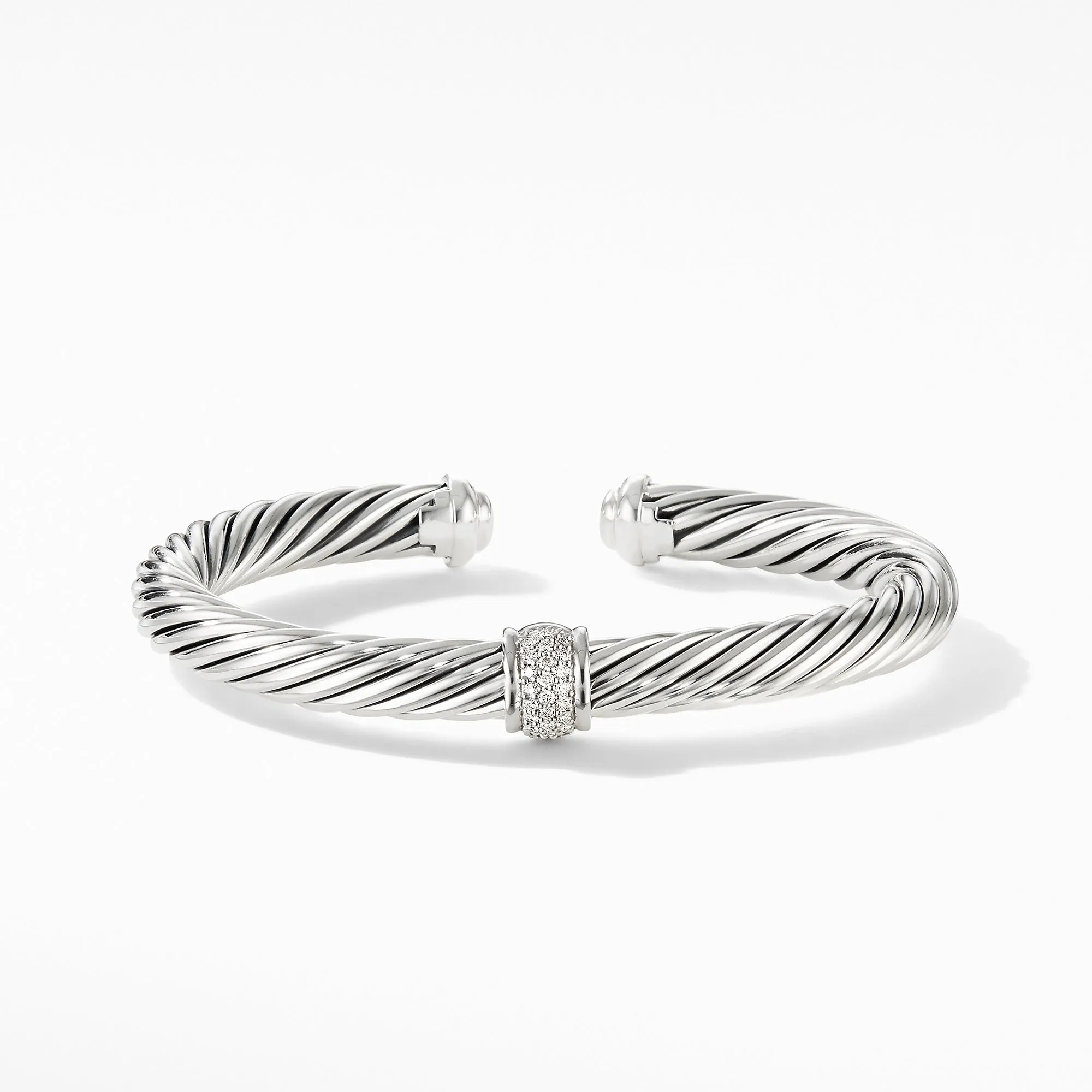 Cable Classic Center Station Bracelet with Pavé Diamonds, Size Medium