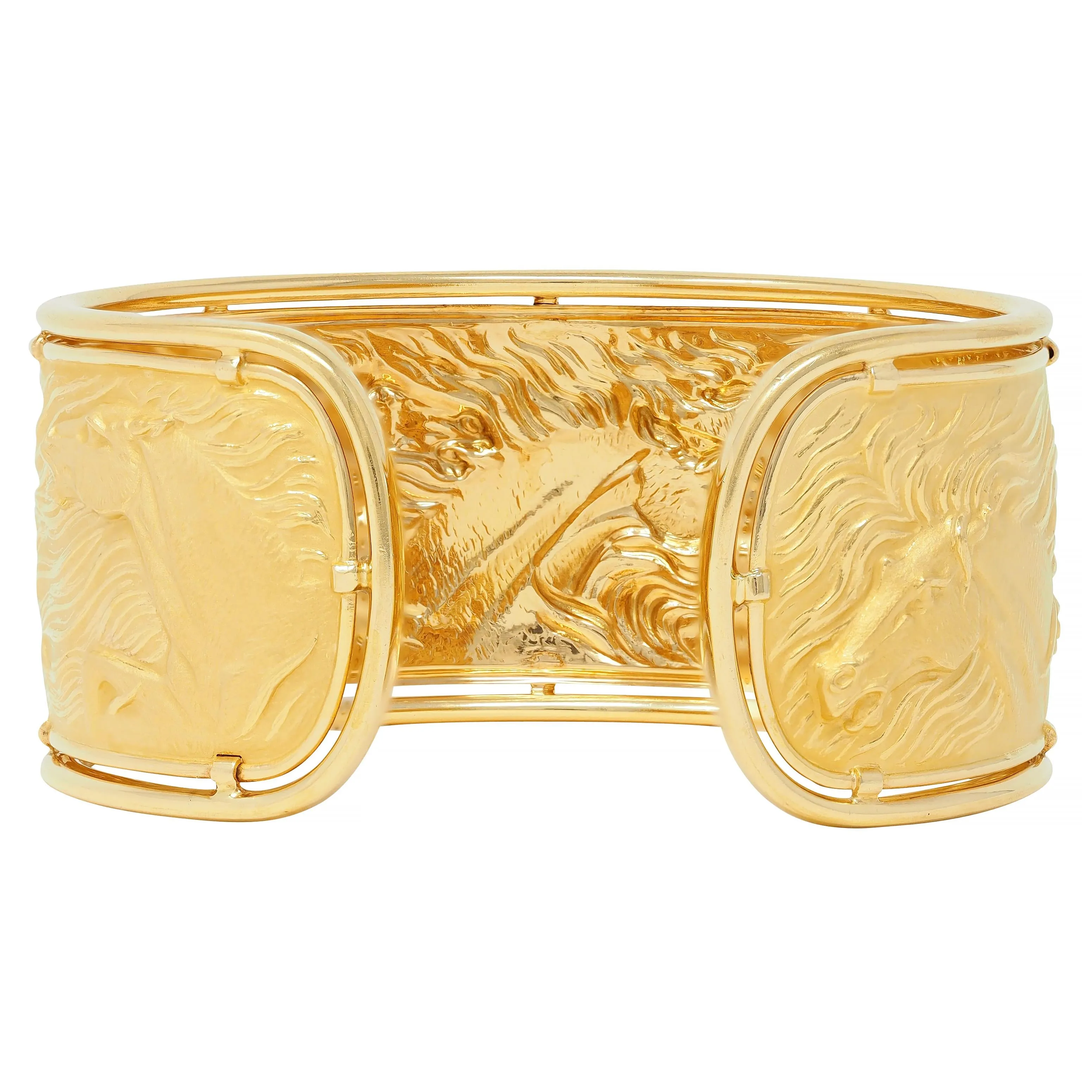 Carrera Y Carrera 1980's 18 Karat Yellow Gold Ecuestre Horse Vintage Cuff Bracelet