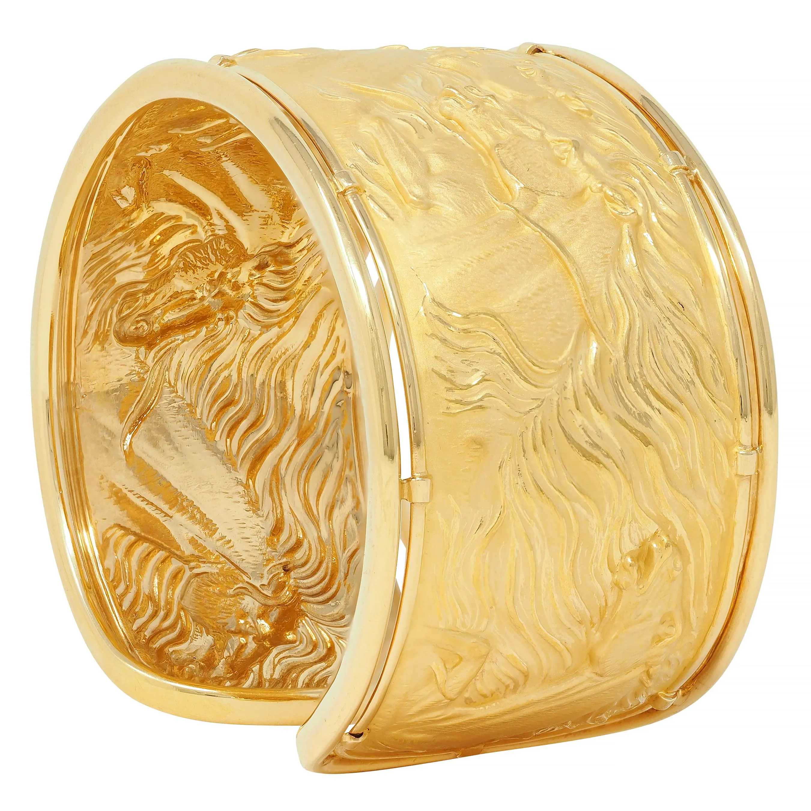 Carrera Y Carrera 1980's 18 Karat Yellow Gold Ecuestre Horse Vintage Cuff Bracelet