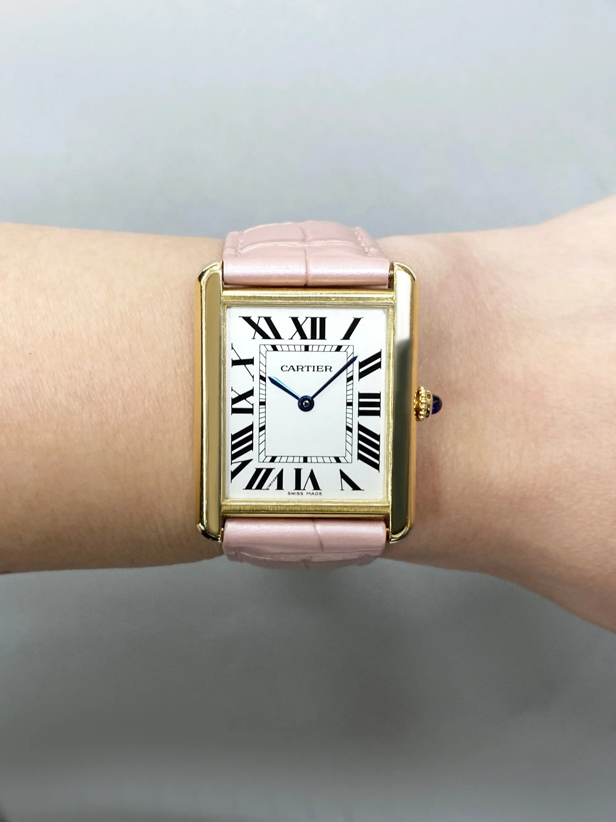 Cartier Tank Solo W1018855 Large Size 18K Yellow Gold Ladies Watch