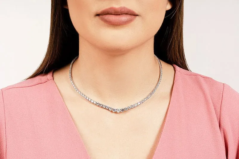 Classic Graduated Strand Of Diamonds with 10.00 ct.(finished)