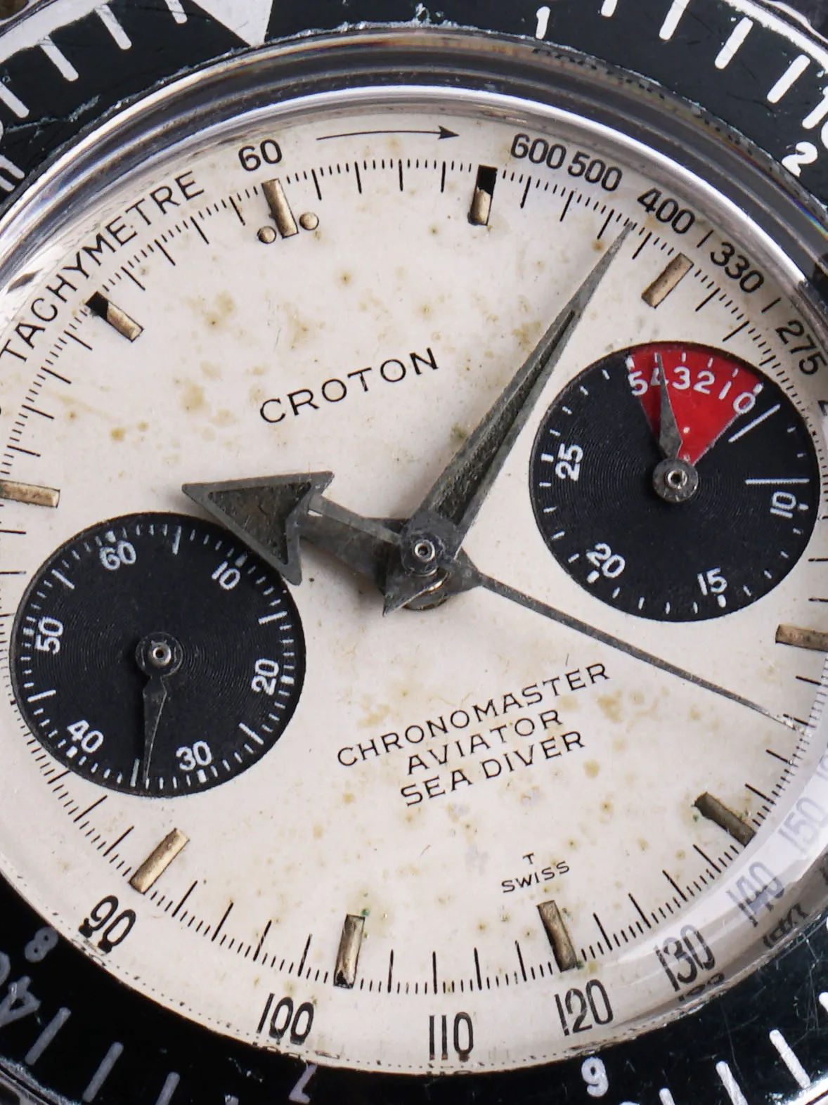 Croton Aviator Sea Diver Chronograph "White Dial"