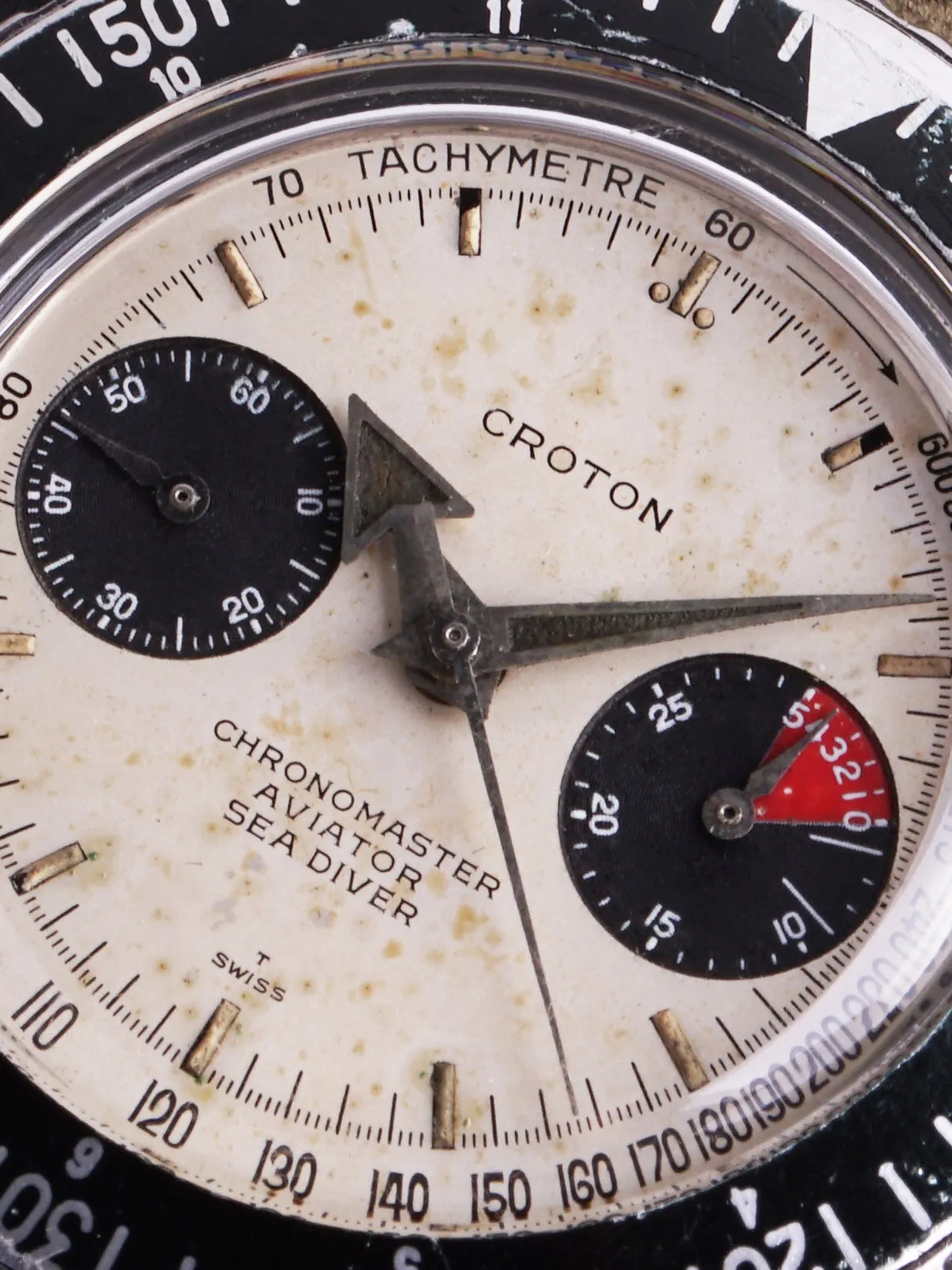 Croton Aviator Sea Diver Chronograph "White Dial"