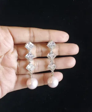 Cz Short Earring With Rhodium Plating Pink