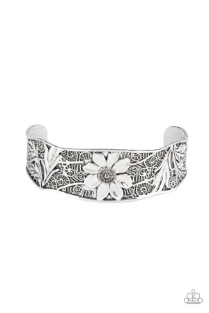 Daisy Paradise Silver Paparazzi Bracelet