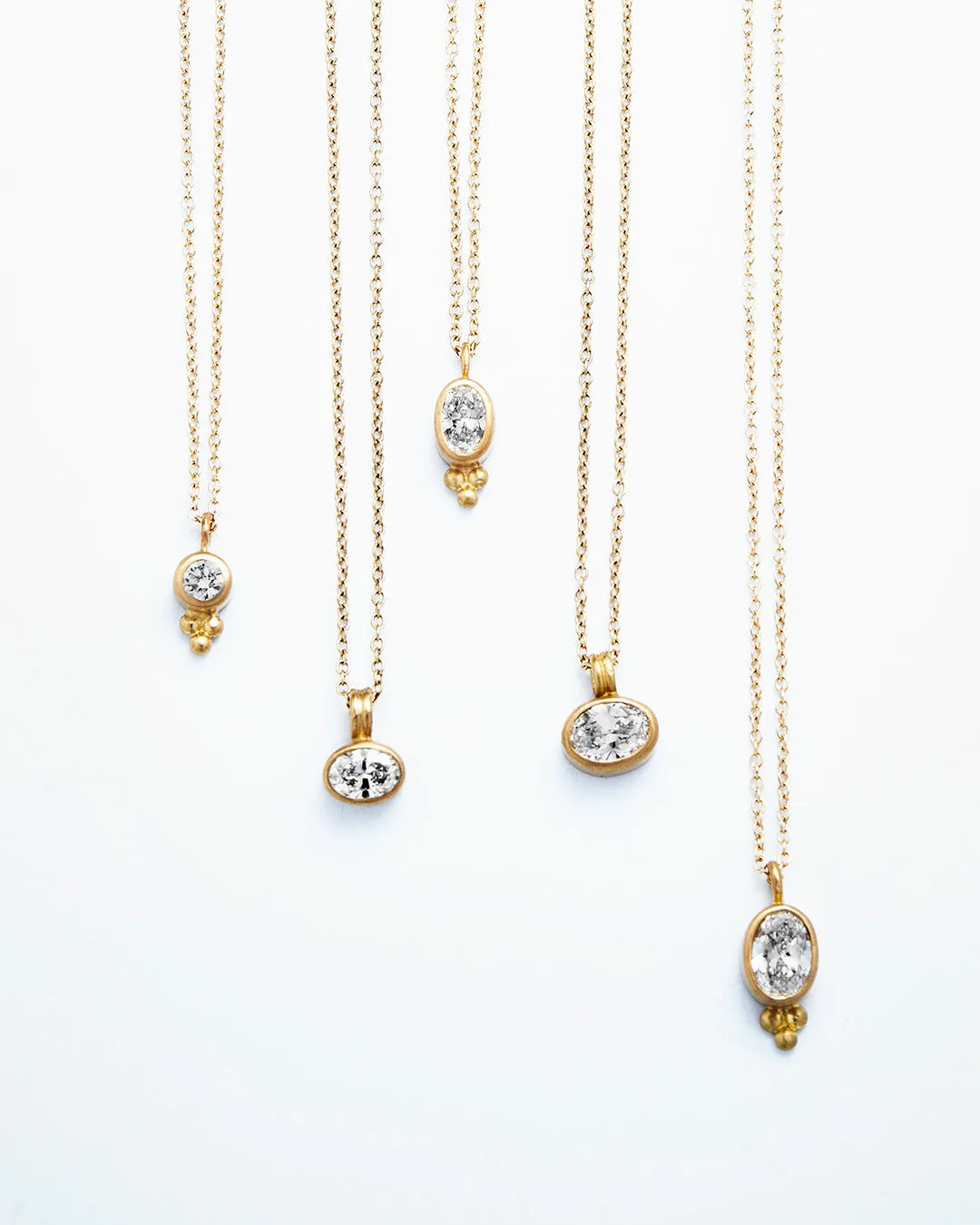 Dyan Small Oval Diamond Necklace in 20K Peach Gold- 18"