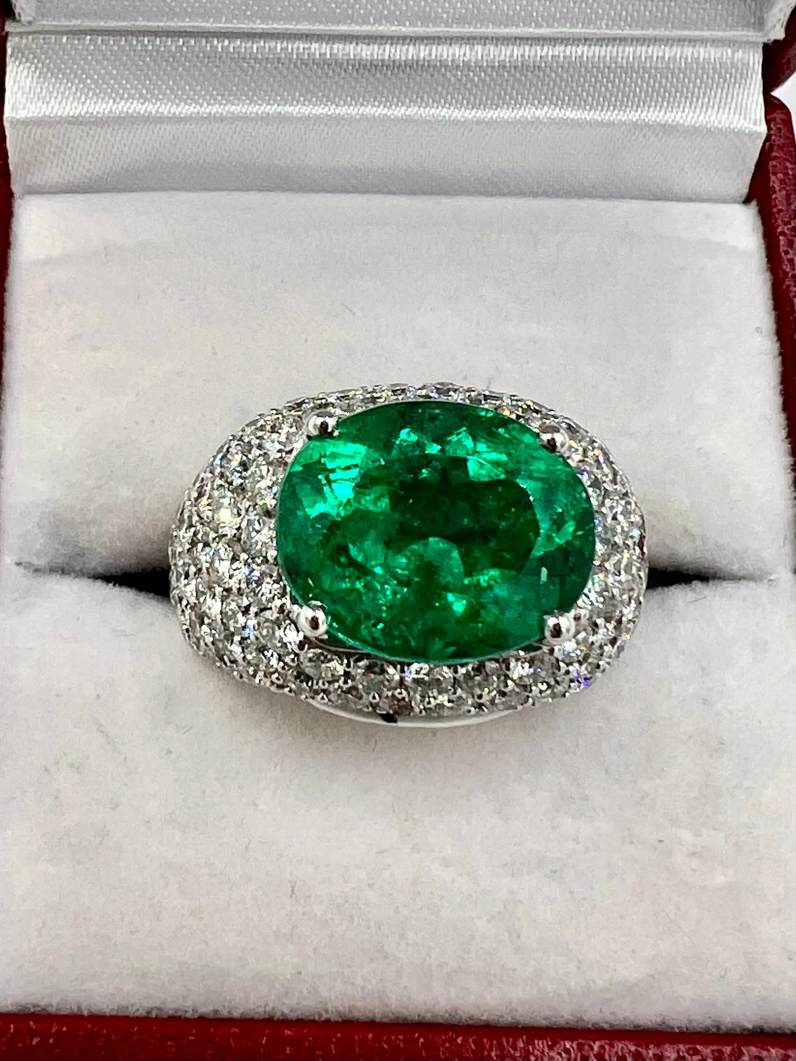 Emerald Diamond White Gold Dome Ring