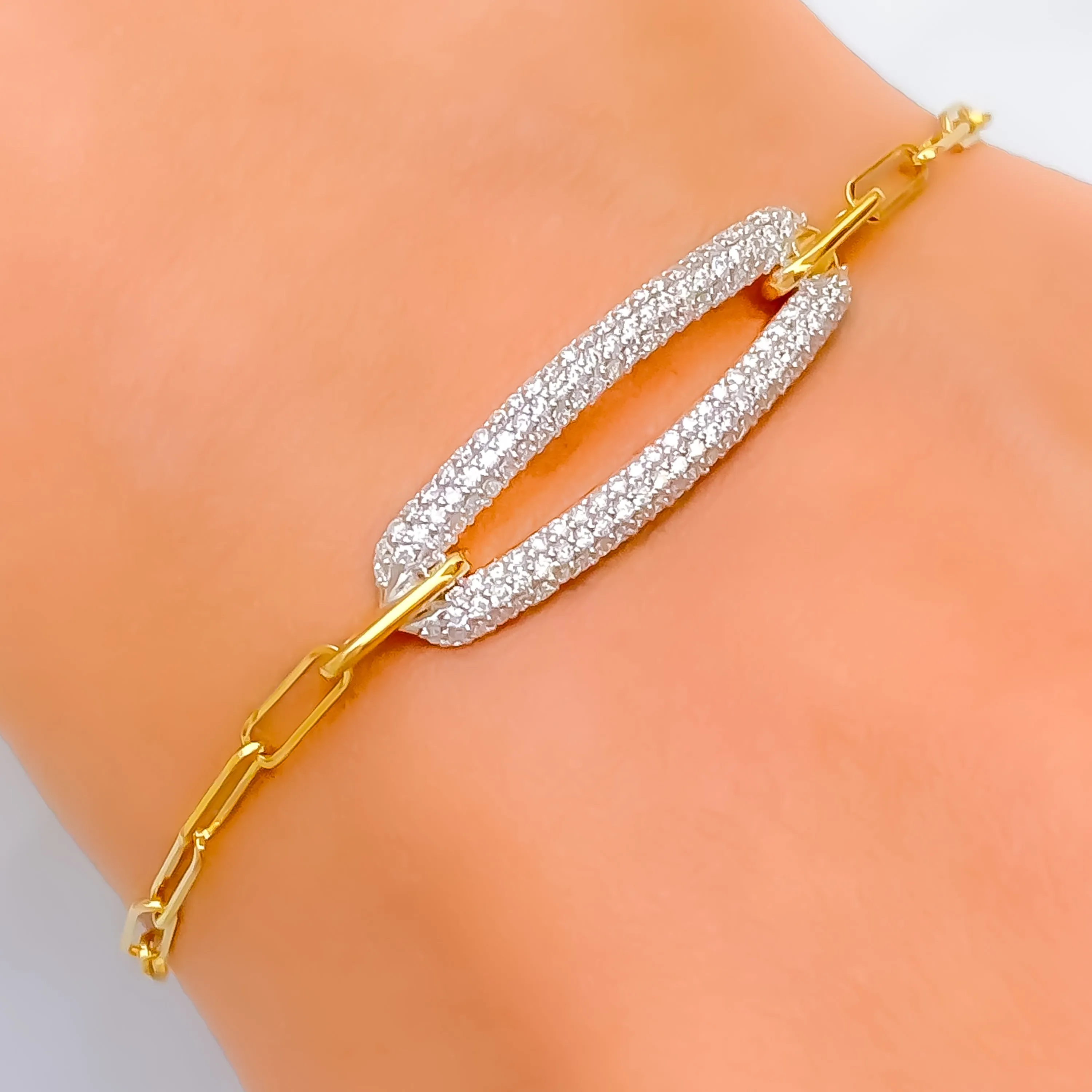 Eternal Radiant Diamond   18k Gold Bracelet