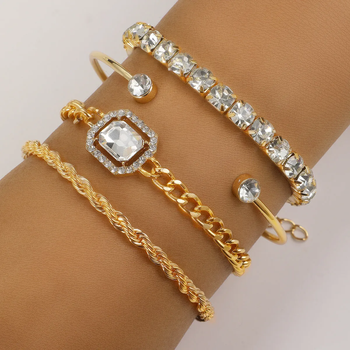 Fashion Jewelry 4 Pcs Crystal Bracelet Set Bohemian Design For Women