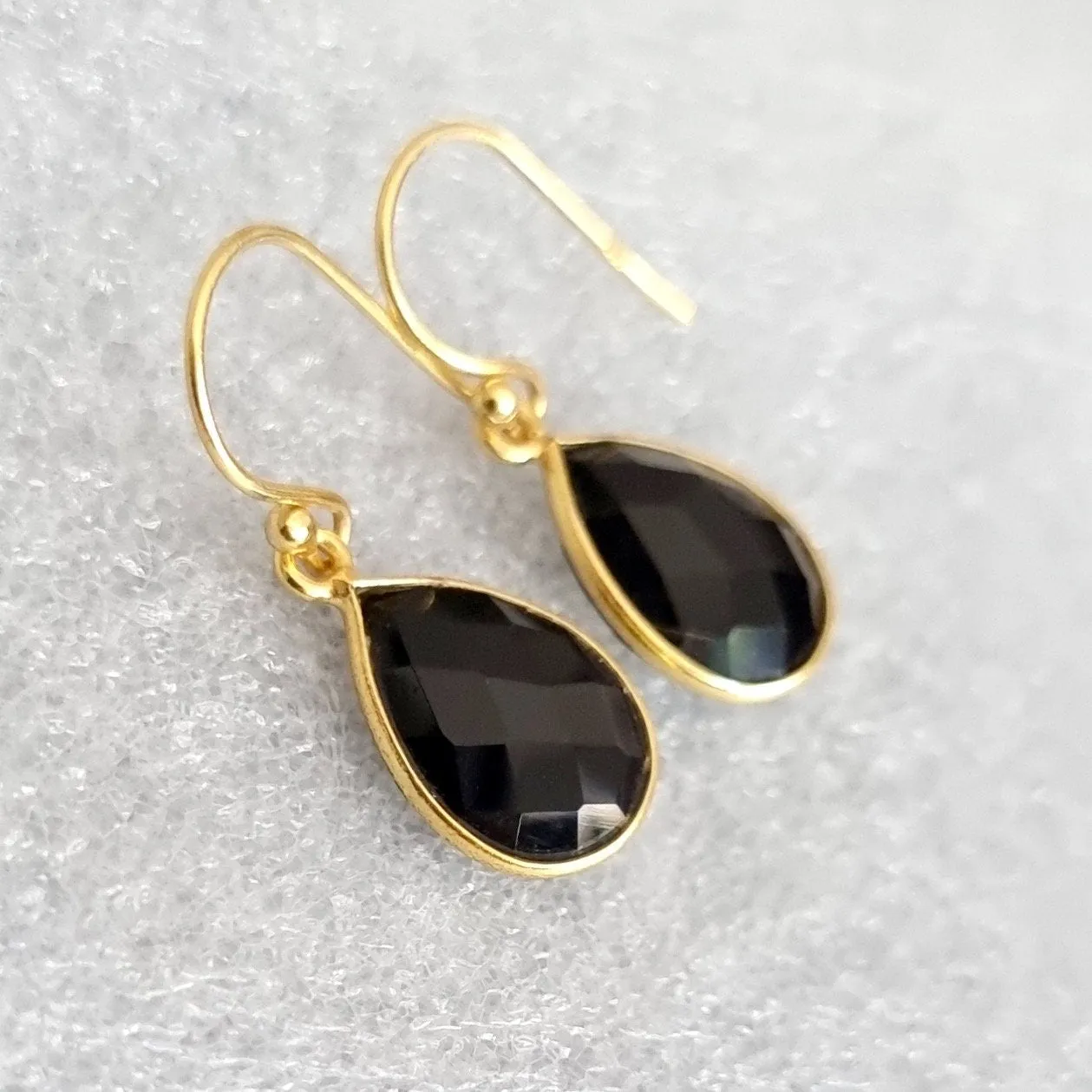 Gold Plated Briolette Teardrop Black Onyx 925 Silver Earrings, E16O