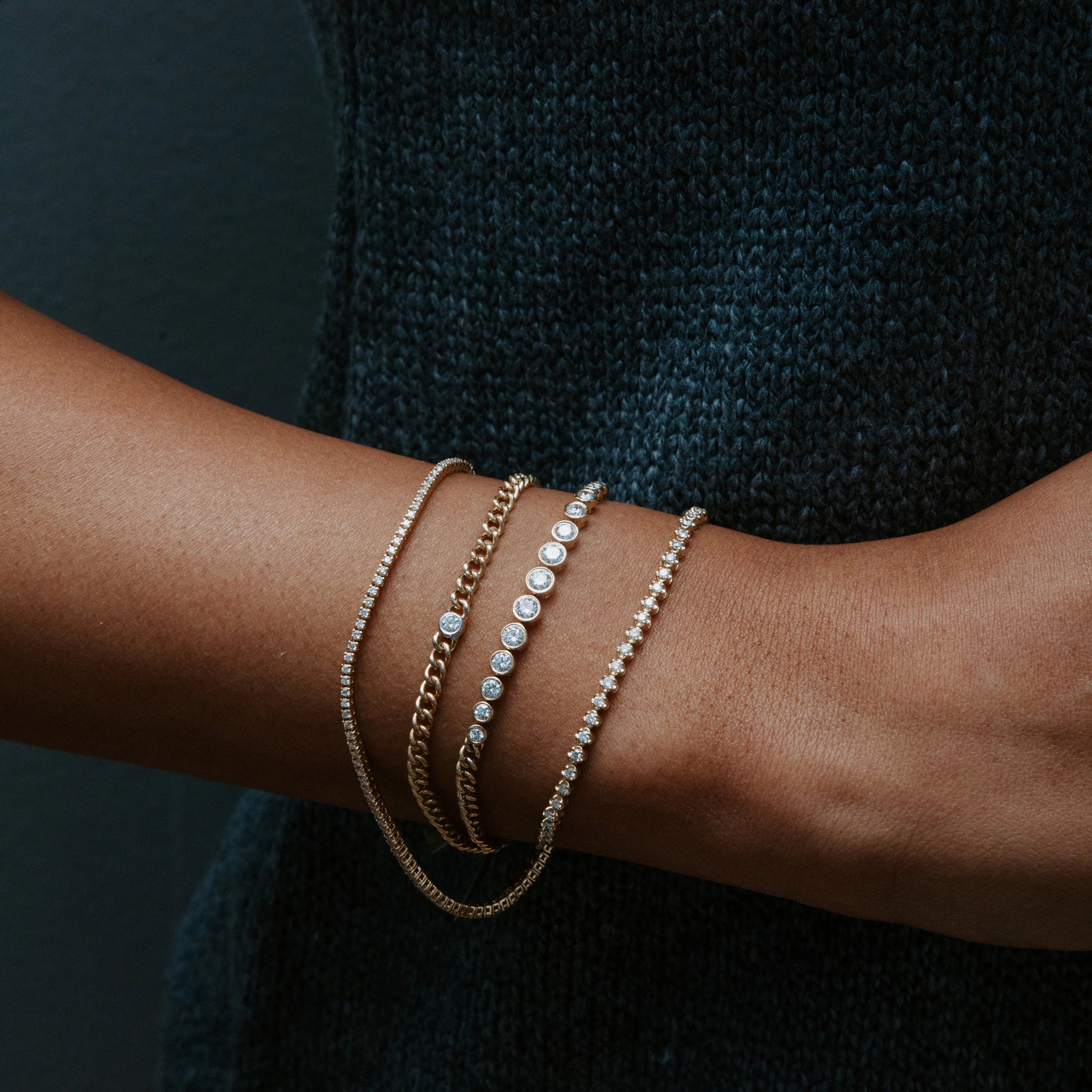 Graduated Diamond Chain Bracelet