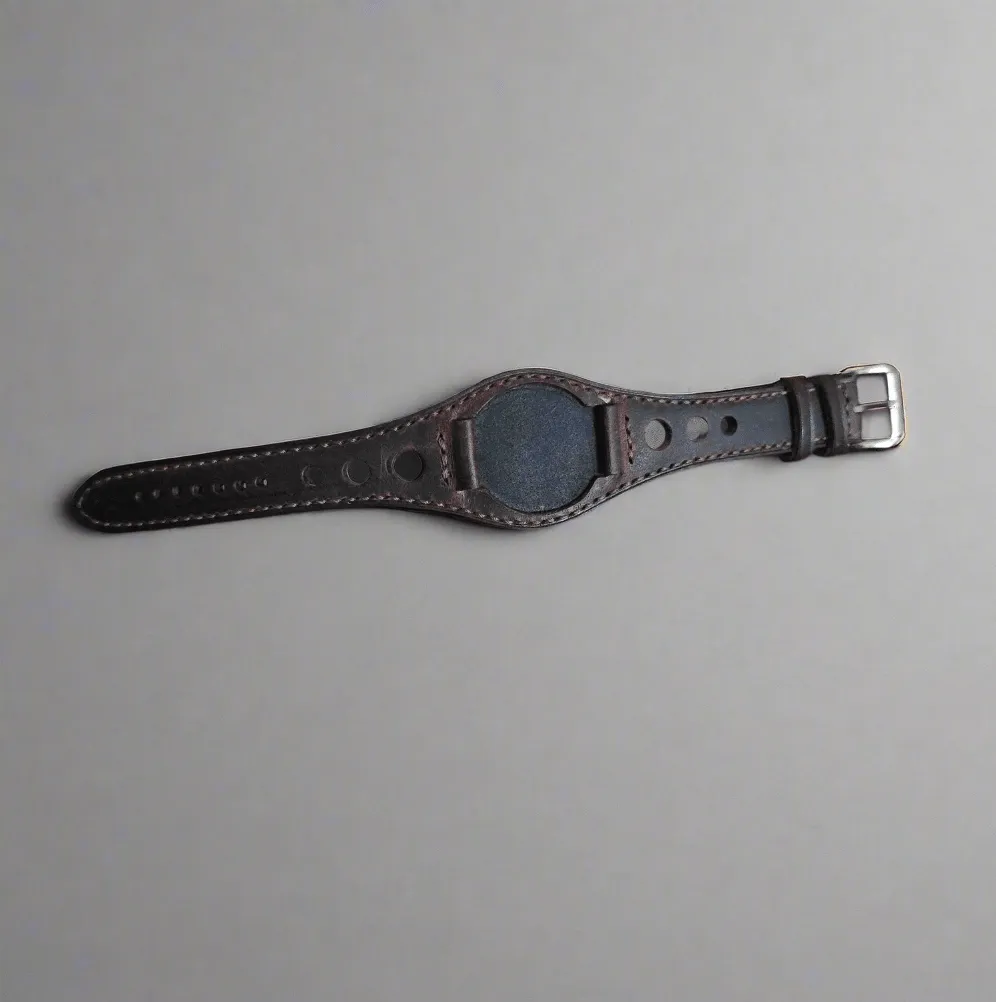 Handmade bund rally leather strap