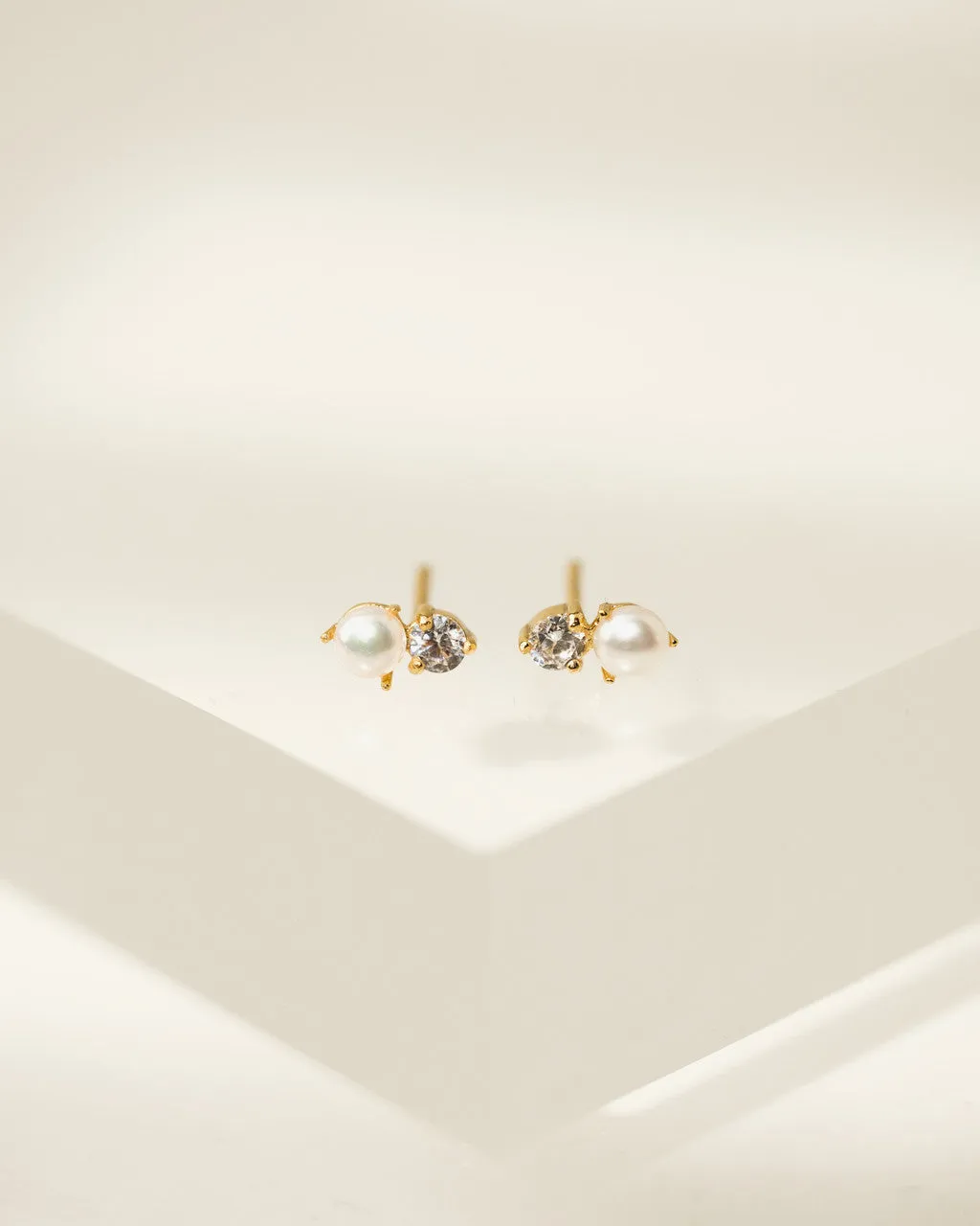 Luma Gemstone Studs