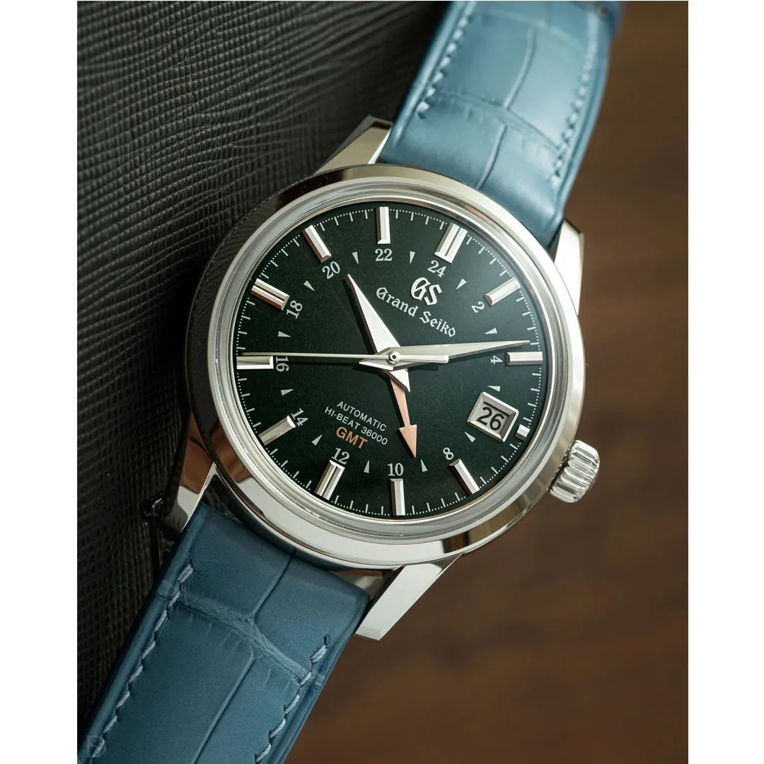 Matte Astral Blue Alligator Signature Strap