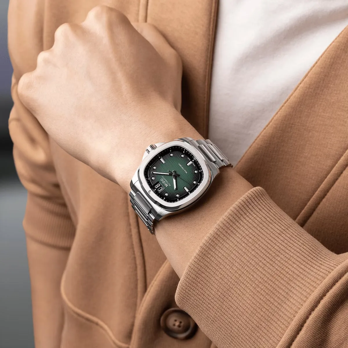 MIDO MULTIFORT TV BIG DATE GREEN ON BRACELET