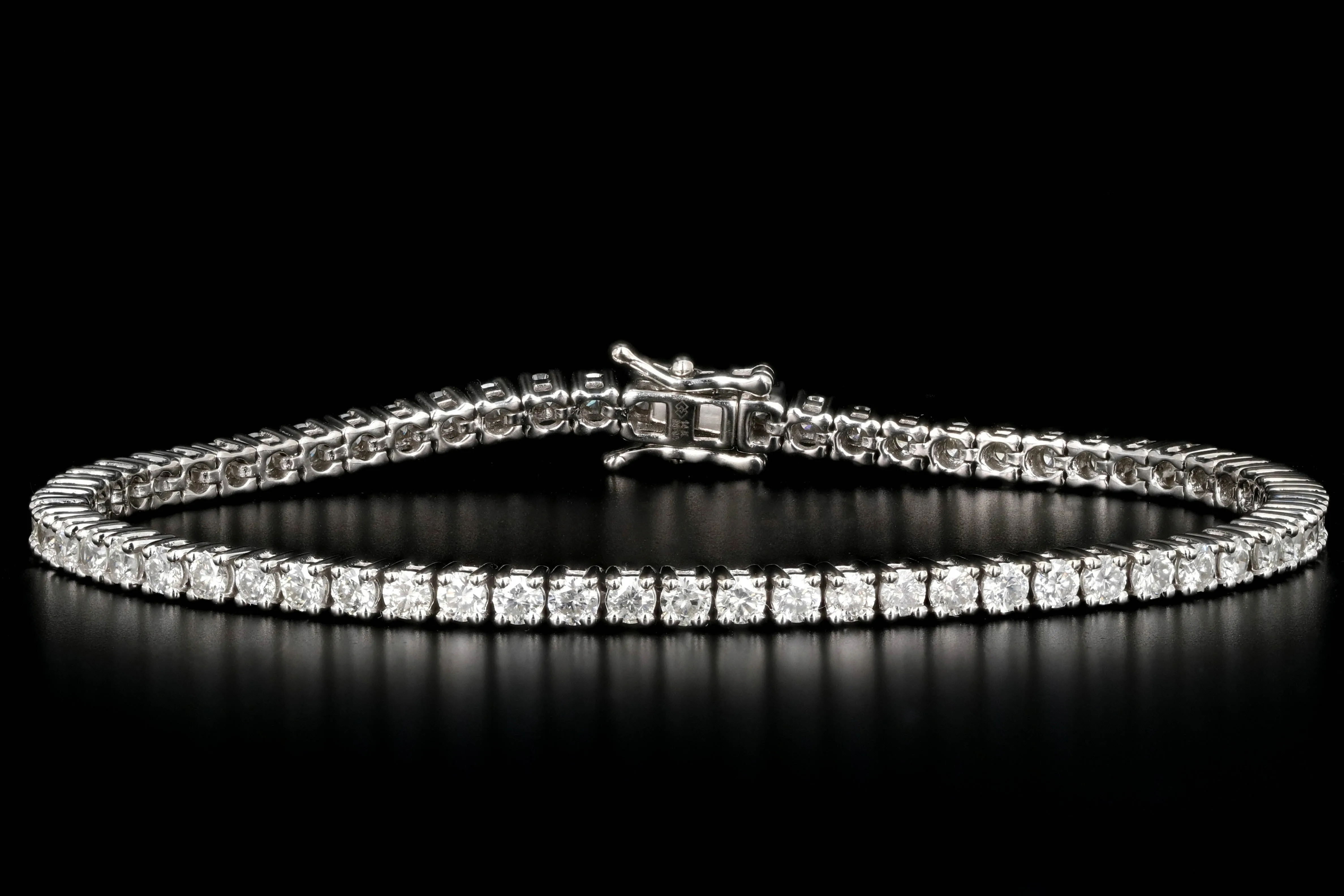 Modern 14K White Gold 5.5 Carat Diamond Tennis Bracelet 7.5"