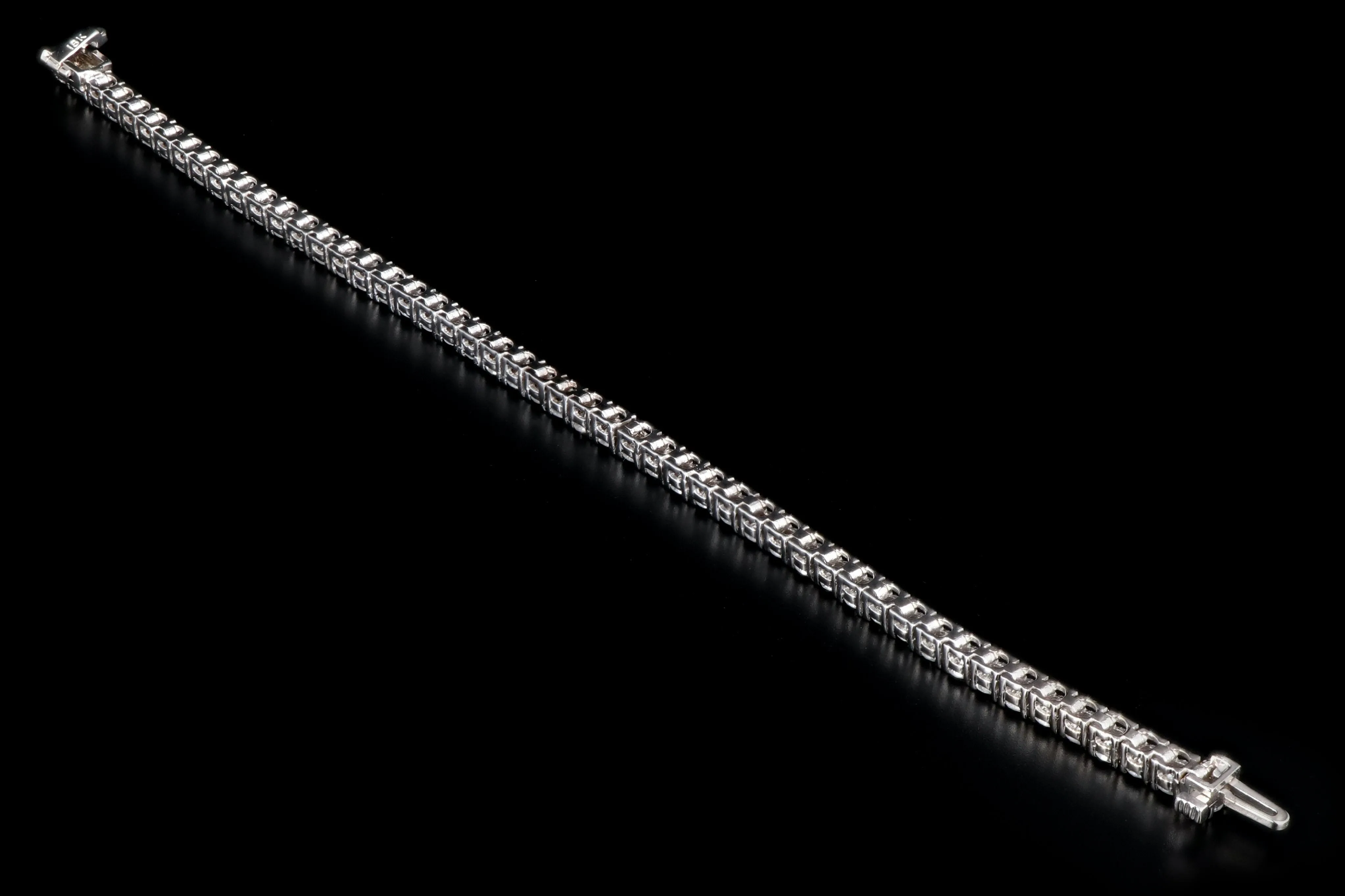 Modern 18K White Gold 6 Carat Diamond Tennis Bracelet