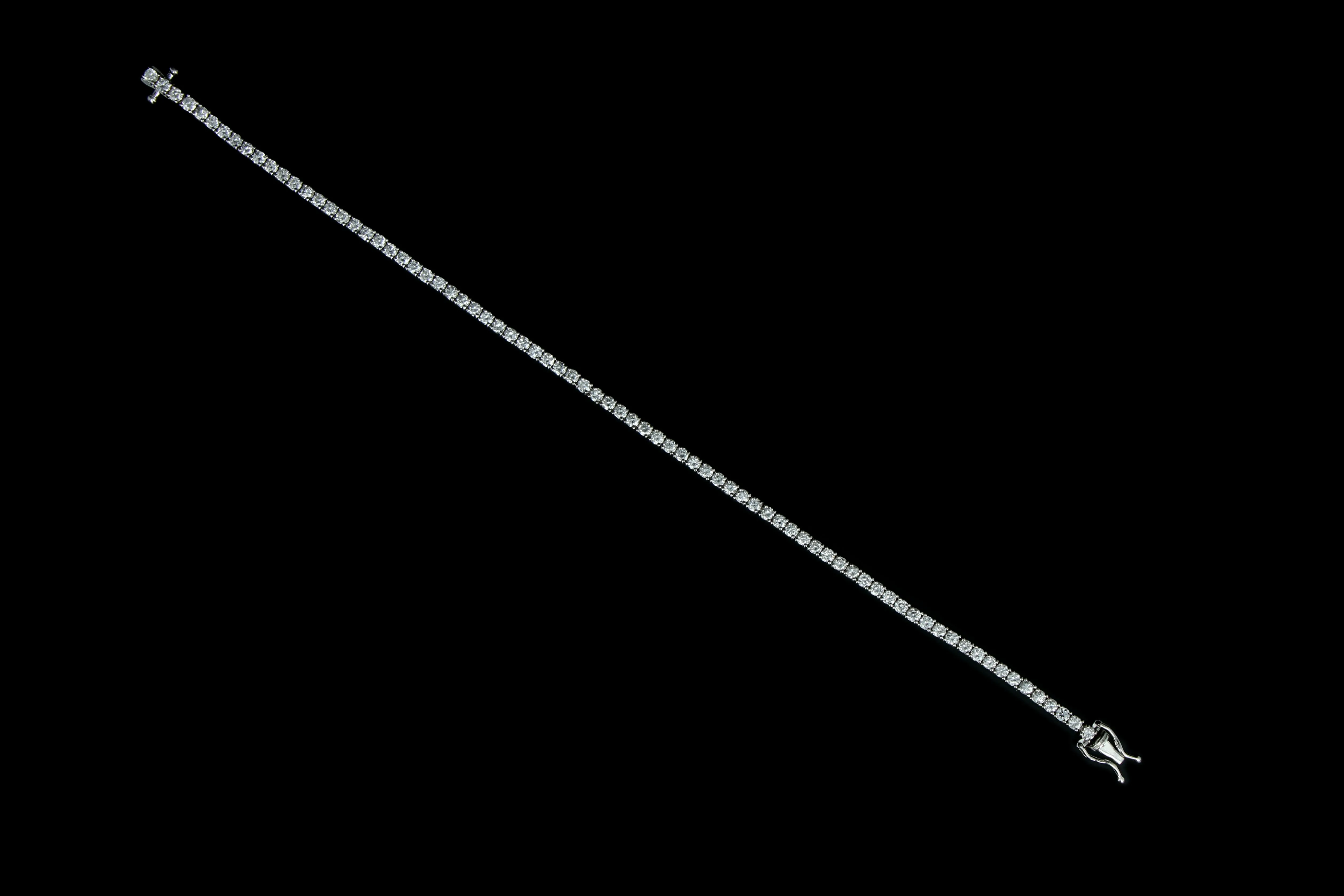 New 14K White Gold 2.50 Carat Round Brilliant Diamond Tennis Bracelet