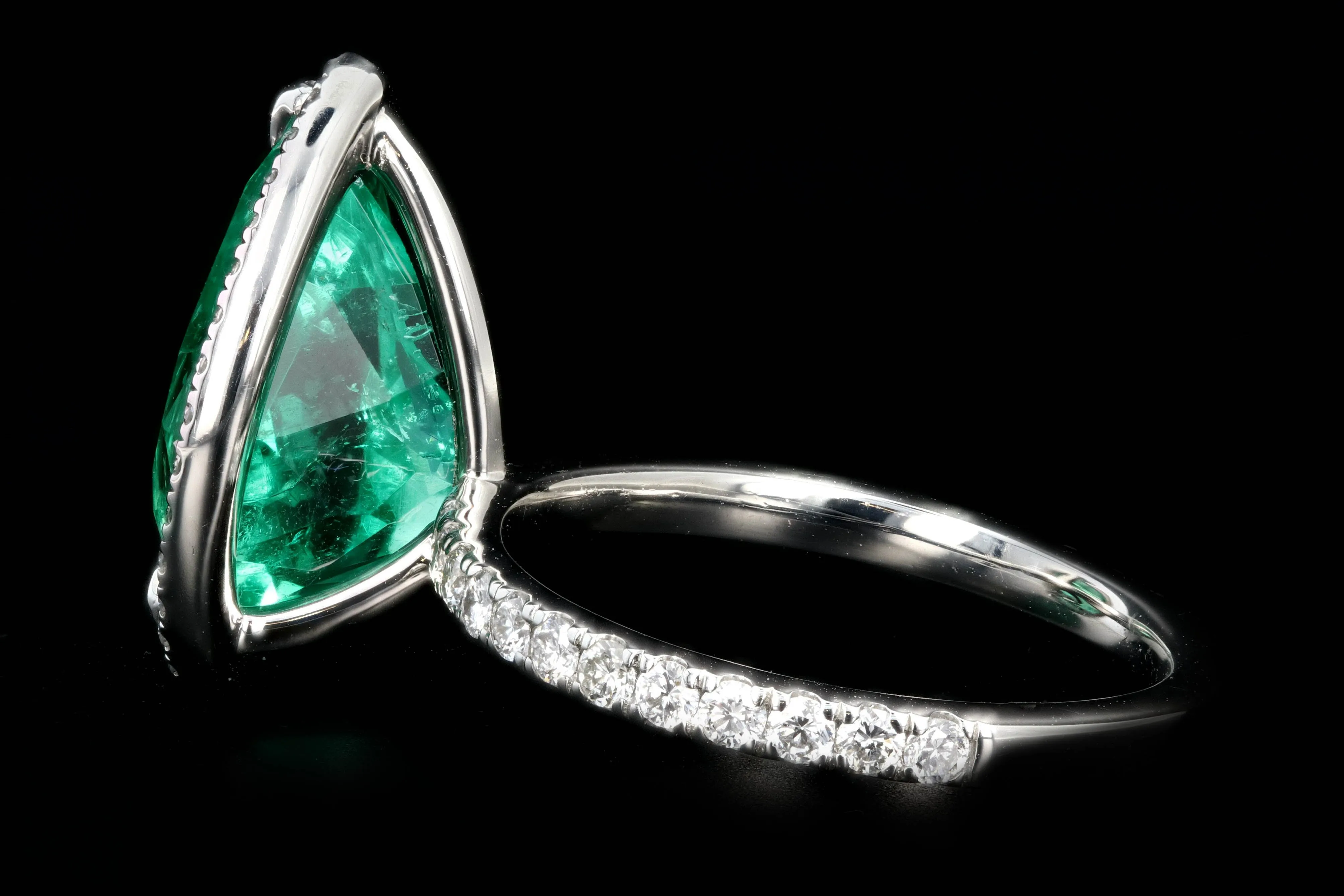 New Platinum 5 Carat Colombian Pear Cut Emerald Diamond Halo Ring