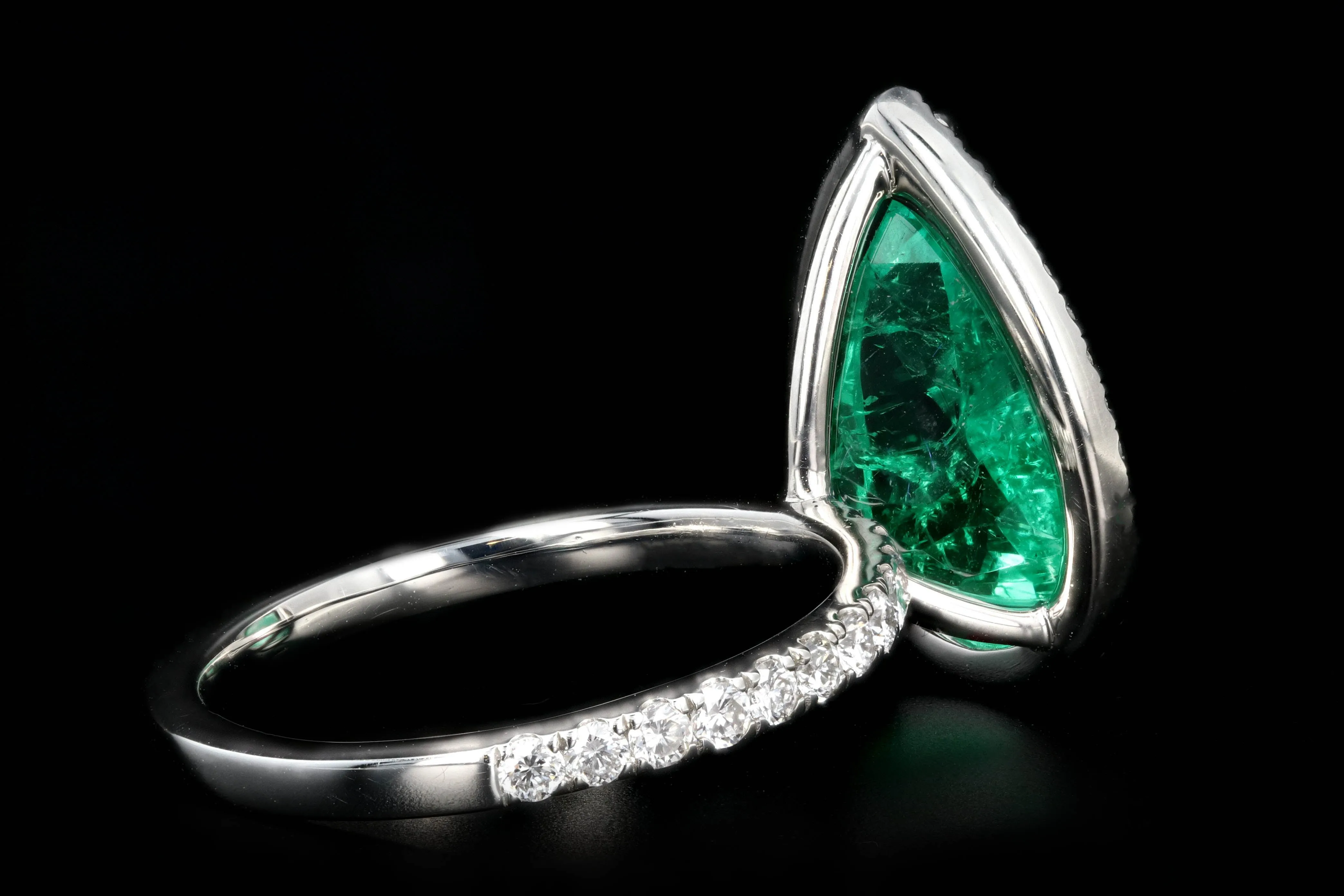 New Platinum 5 Carat Colombian Pear Cut Emerald Diamond Halo Ring