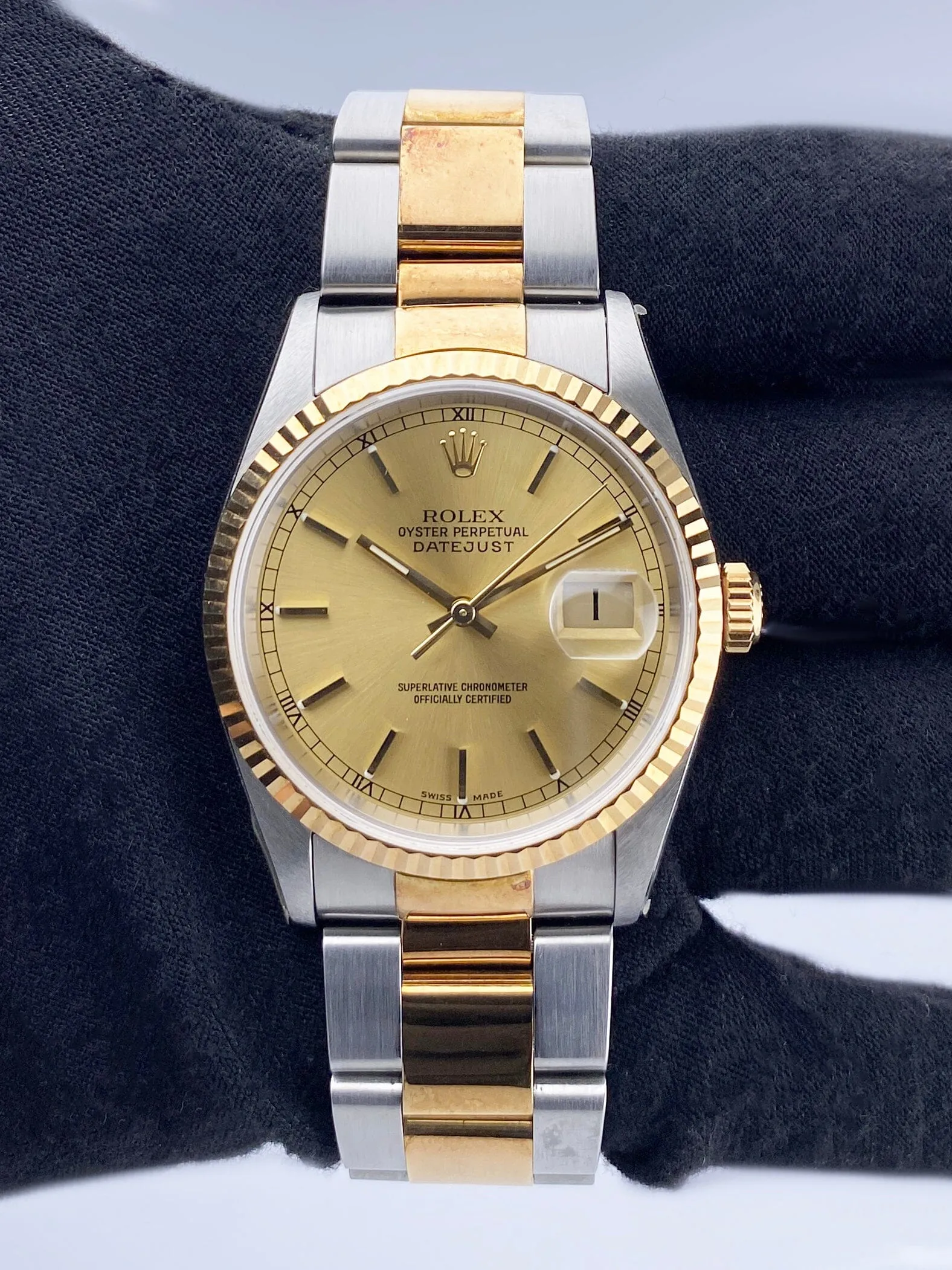 NOS Rolex Datejust 16233 Champagne Dial Mens Watch Box Papers