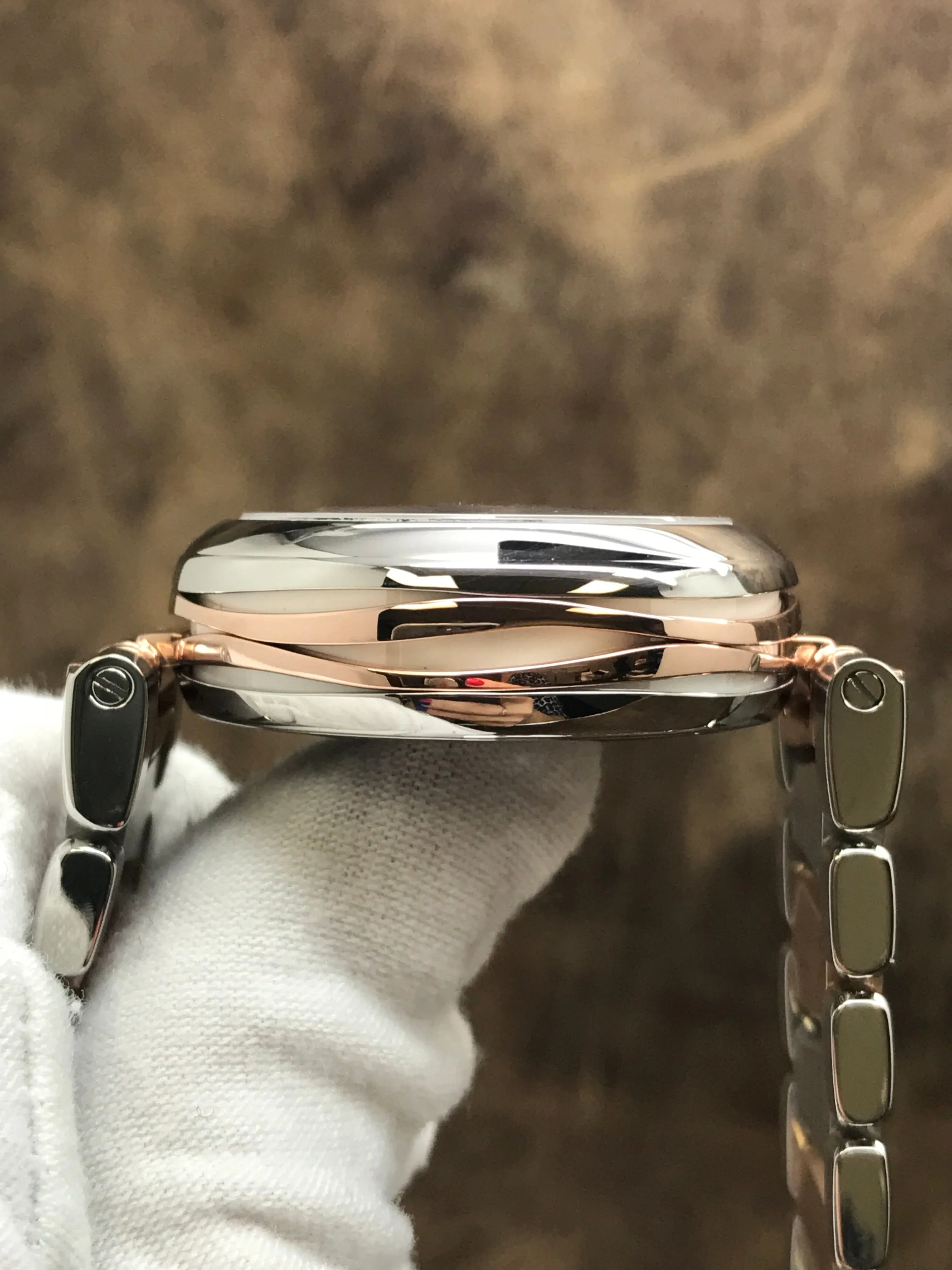 Omega Ladymatic 425.20.34.20.55.004 Mother of Pearl Dial Automatic Women's Watch