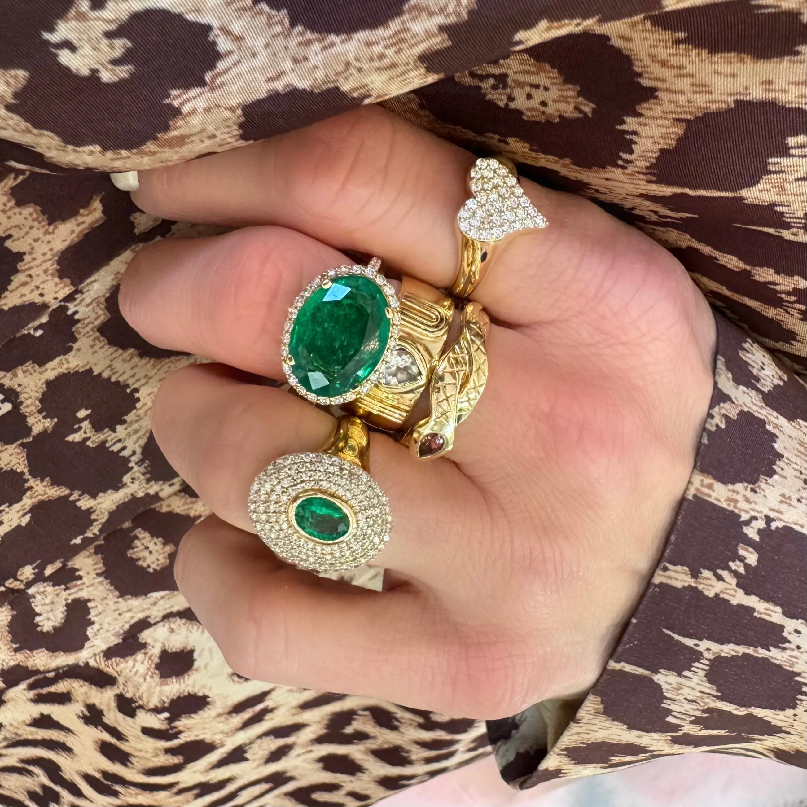 One of a Kind Glowing Oval Shape Emerald Ring With Diamonds