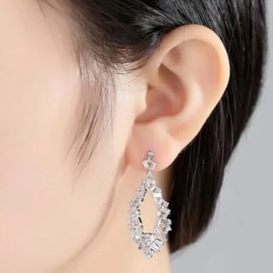 Oval Baguette Earrings  – Maestro Hennessy ®
