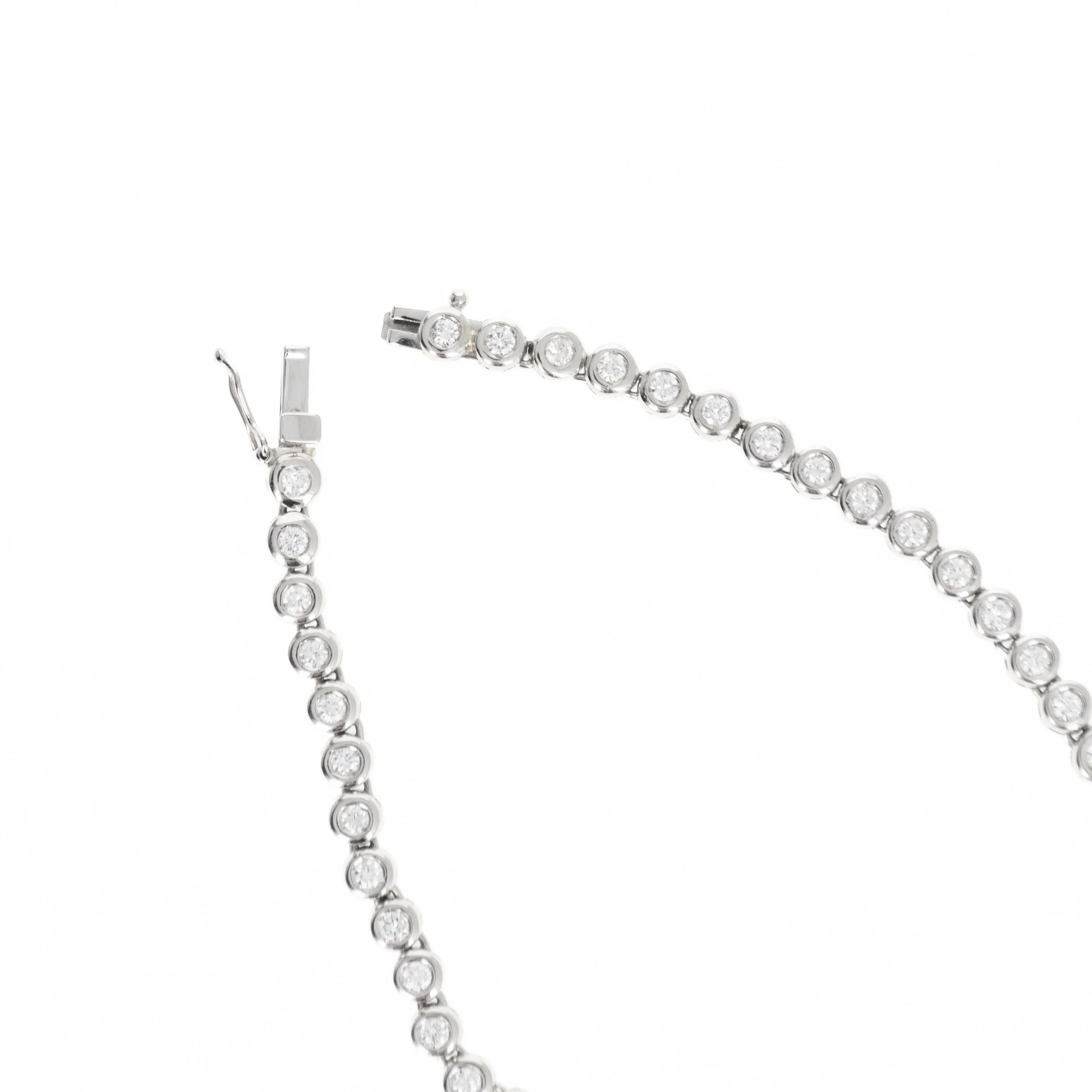 Platinum 10.14 Carat Round Diamond Graduated Bezel Necklace