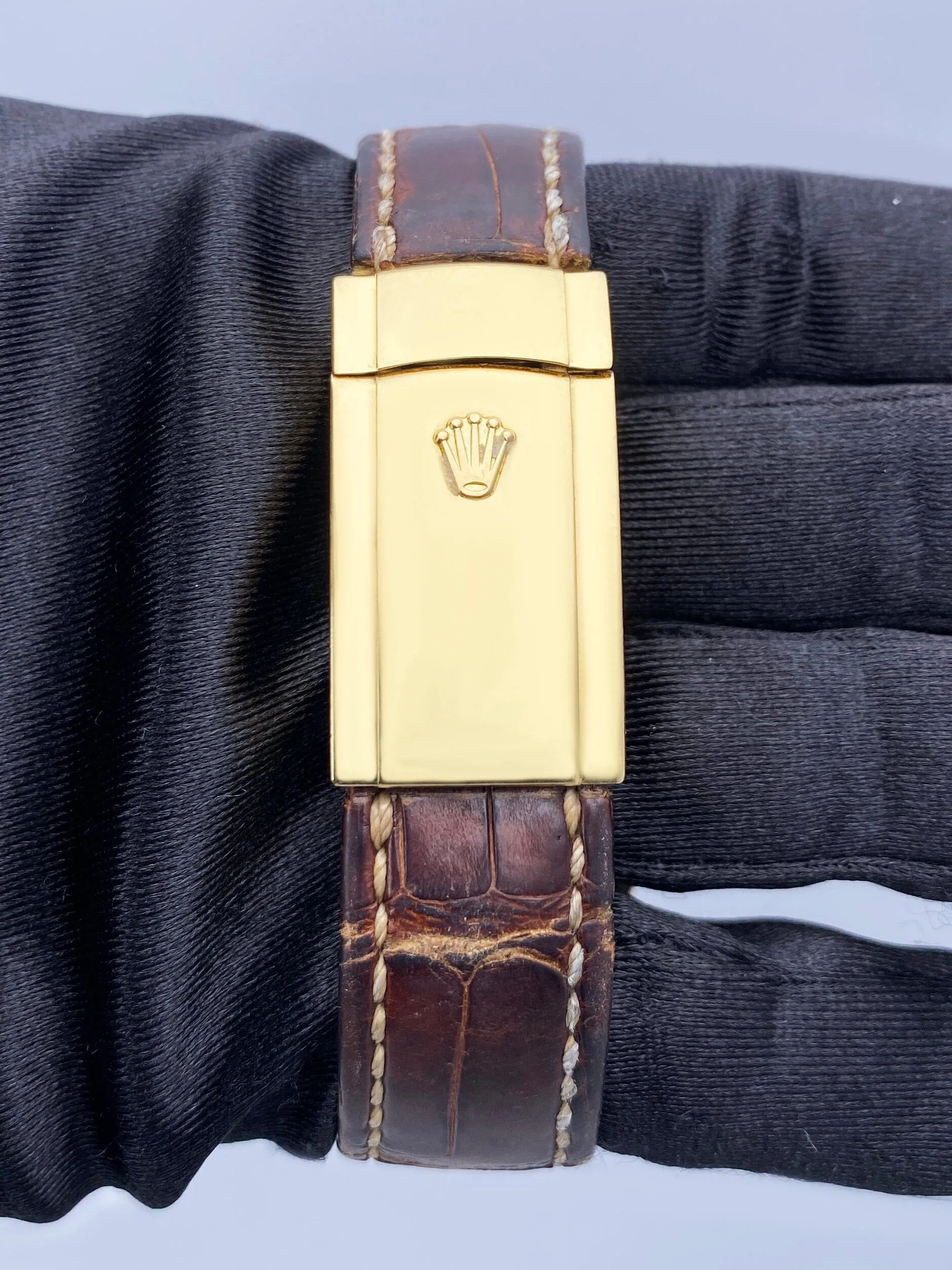 Rolex Datejust 116138 White Dial 18K Yellow Gold Mens Watch